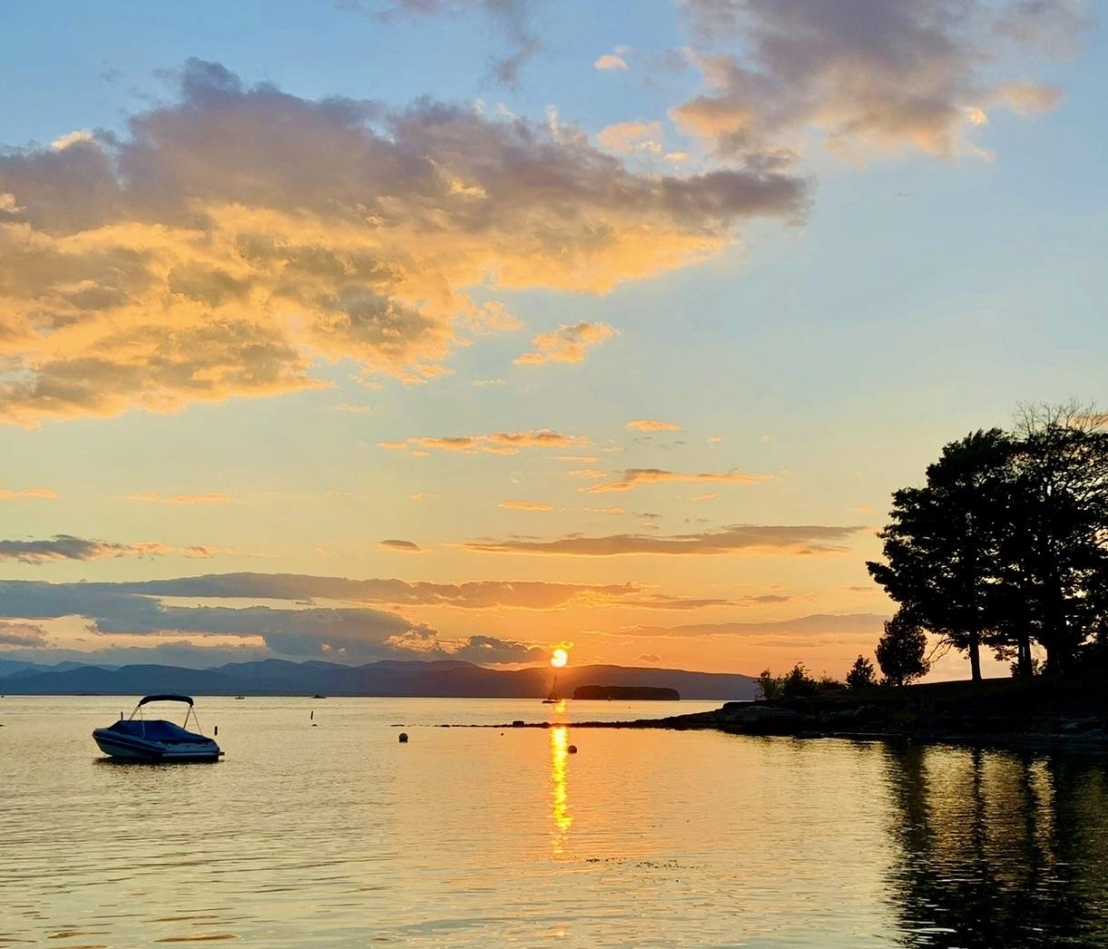 Homes for sale in Burlington, VT | 267 South Cove Rd, Burlington, VT 05401 | MLS# 5060244