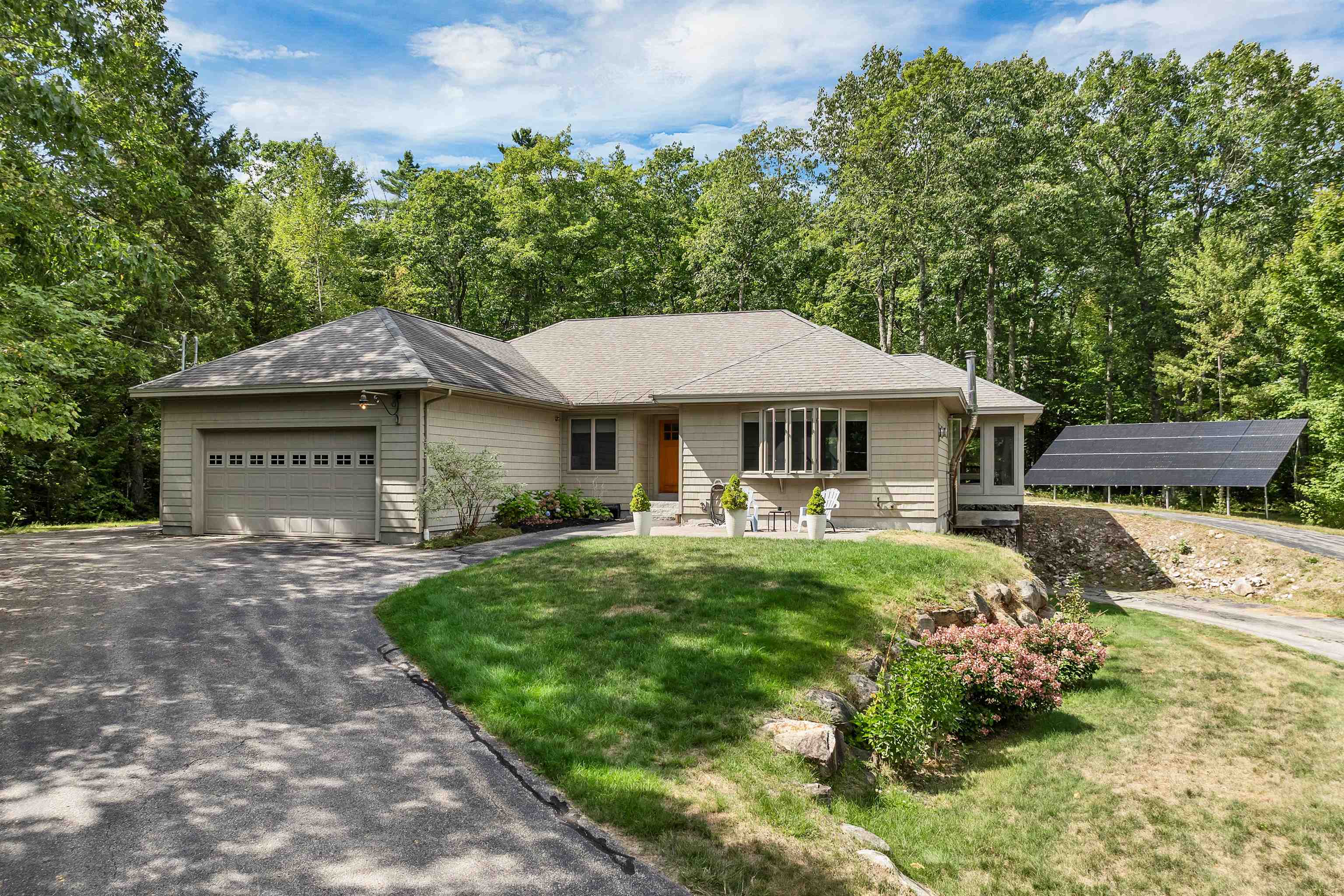 Photo of 78 College Road Wolfeboro NH 03894