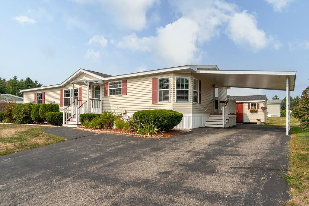 Homes for sale in Dover, NH | 4 Freedom Dr, Dover, NH 03820 | MLS# 5060326