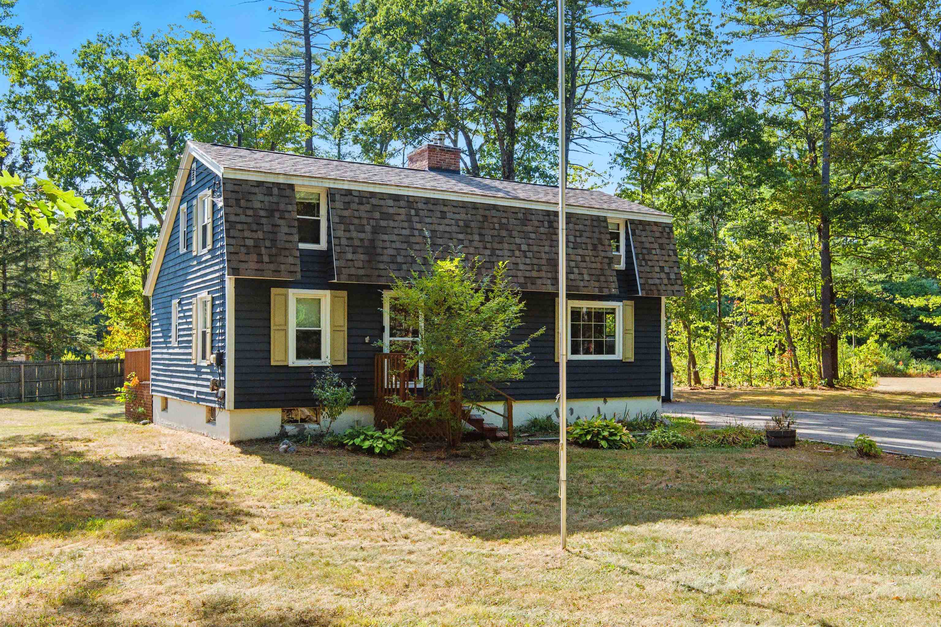 Franklin NH Home for sale $$439,000 $281 per sq.ft.