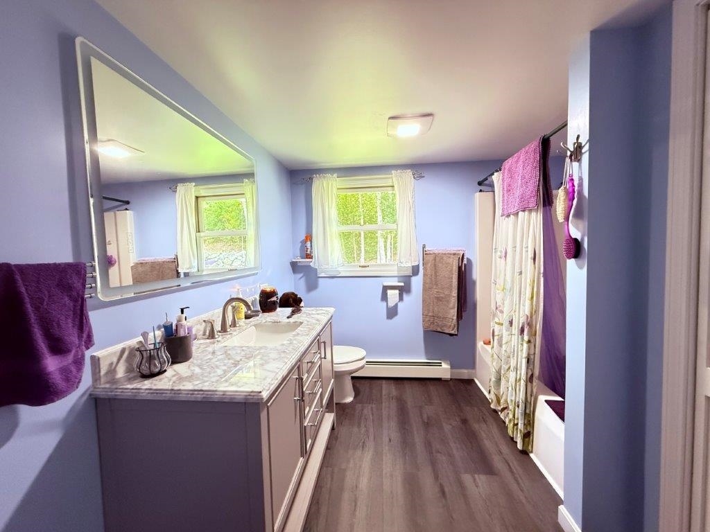 Full Bath On First Floor 24044053