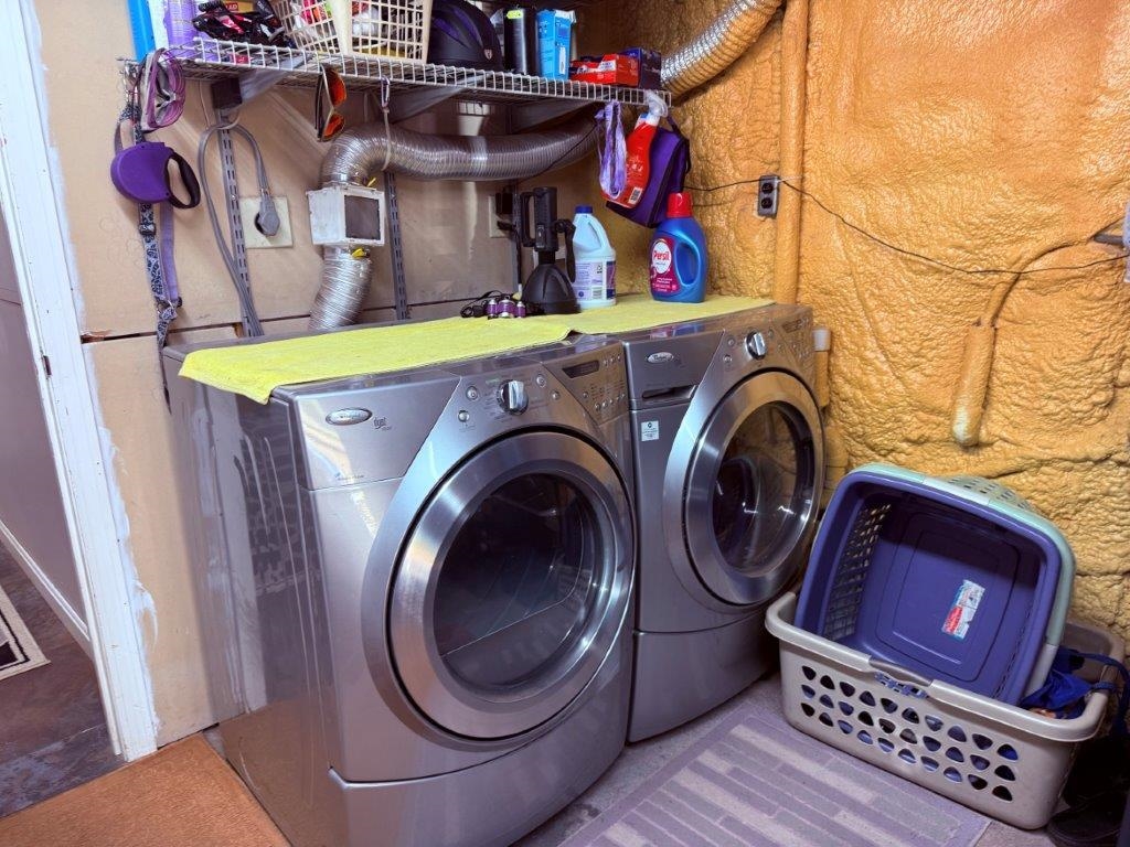 Laundry/Mudroom 24044370