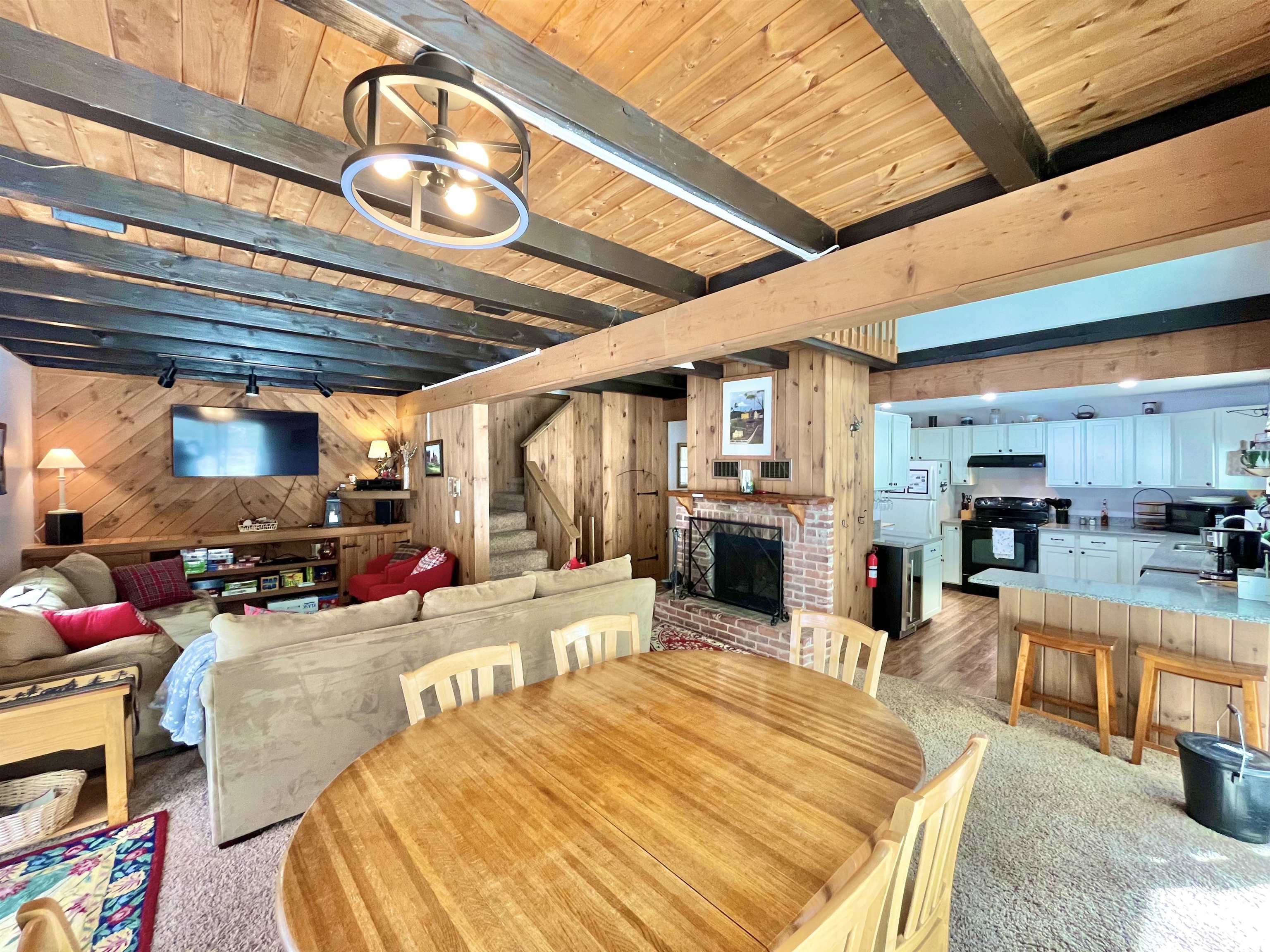 Homes for sale in Dover, VT | 52a Suntec Loop, Dover, VT 05356 | MLS# 5060616