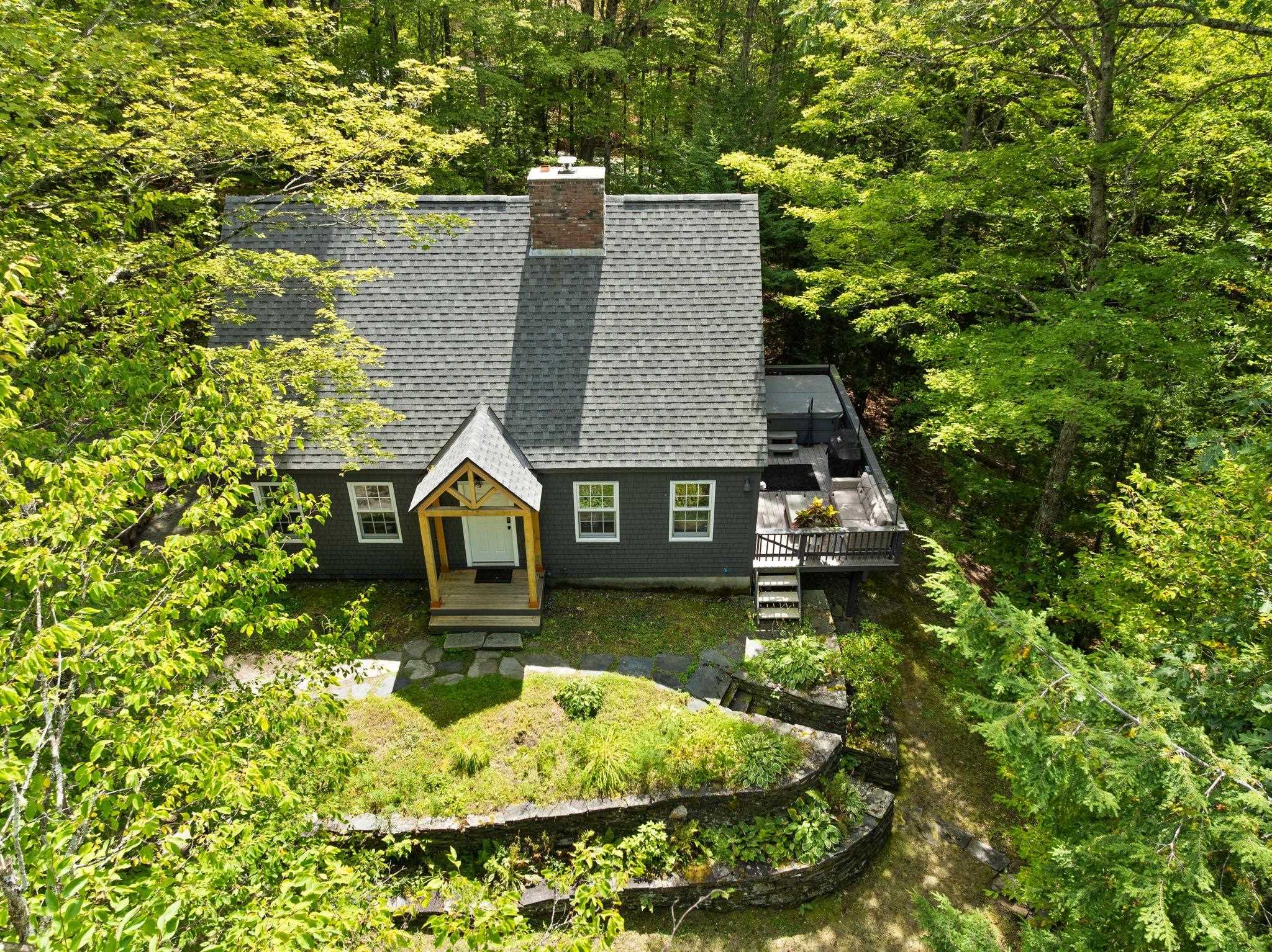 VILLAGE OF QUECHEE IN TOWN OF HARTFORD VT Home for sale $$539,000 | $366 per sq.ft.