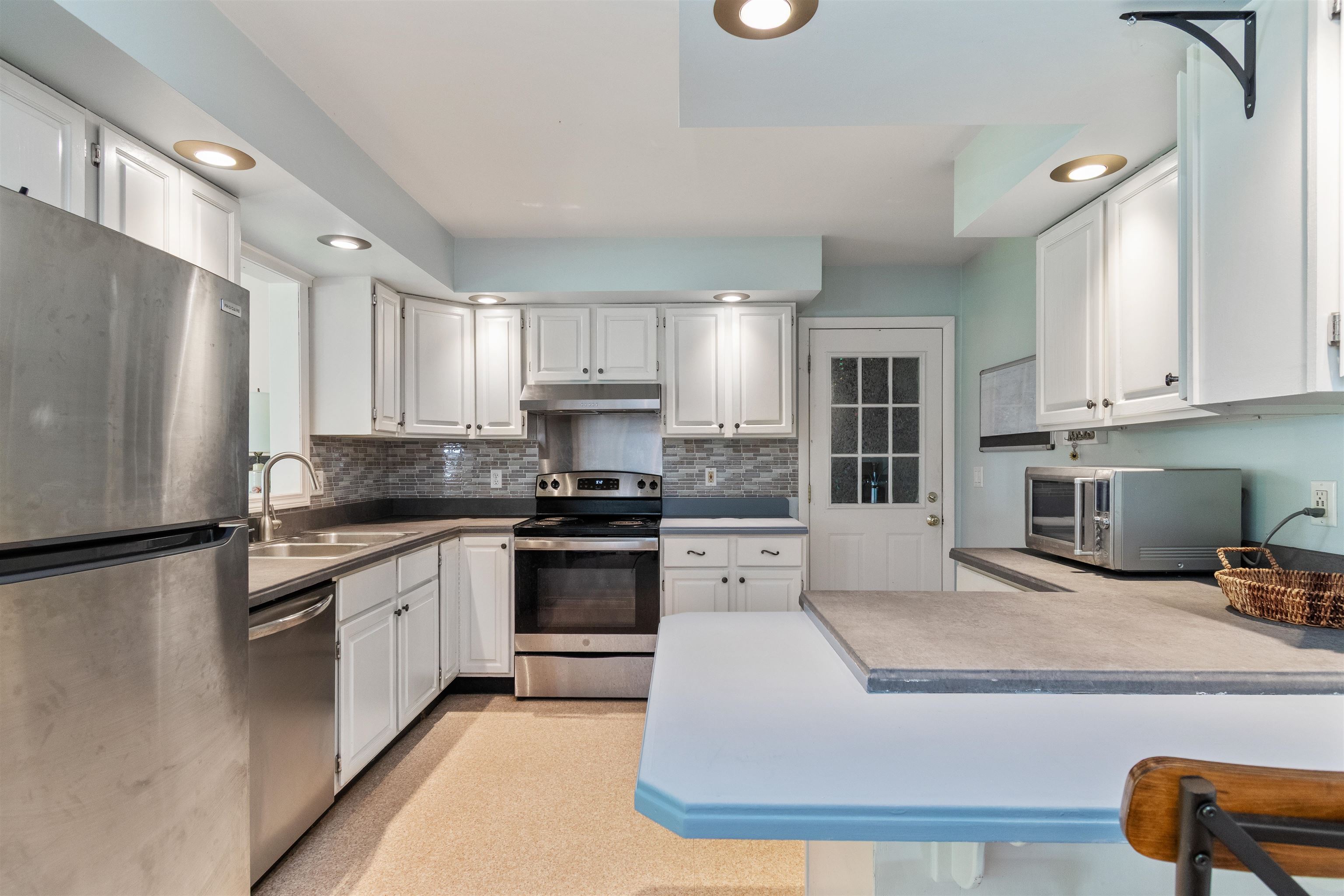 Homes for sale in Burlington, VT | 113 Gazo Ave, Burlington, VT 05408 | MLS# 5060753