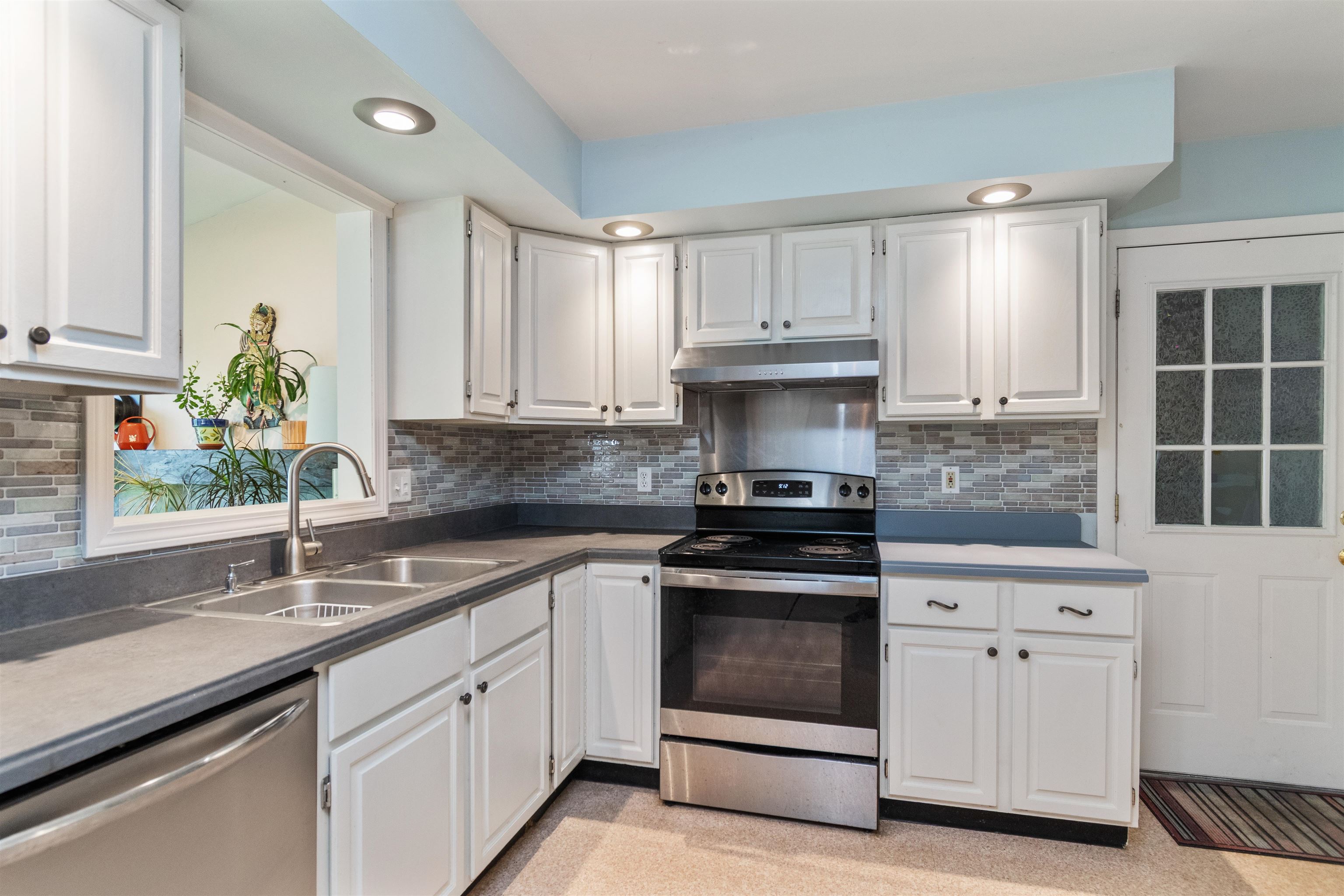 Homes for sale in Burlington, VT | 113 Gazo Ave, Burlington, VT 05408 | MLS# 5060753