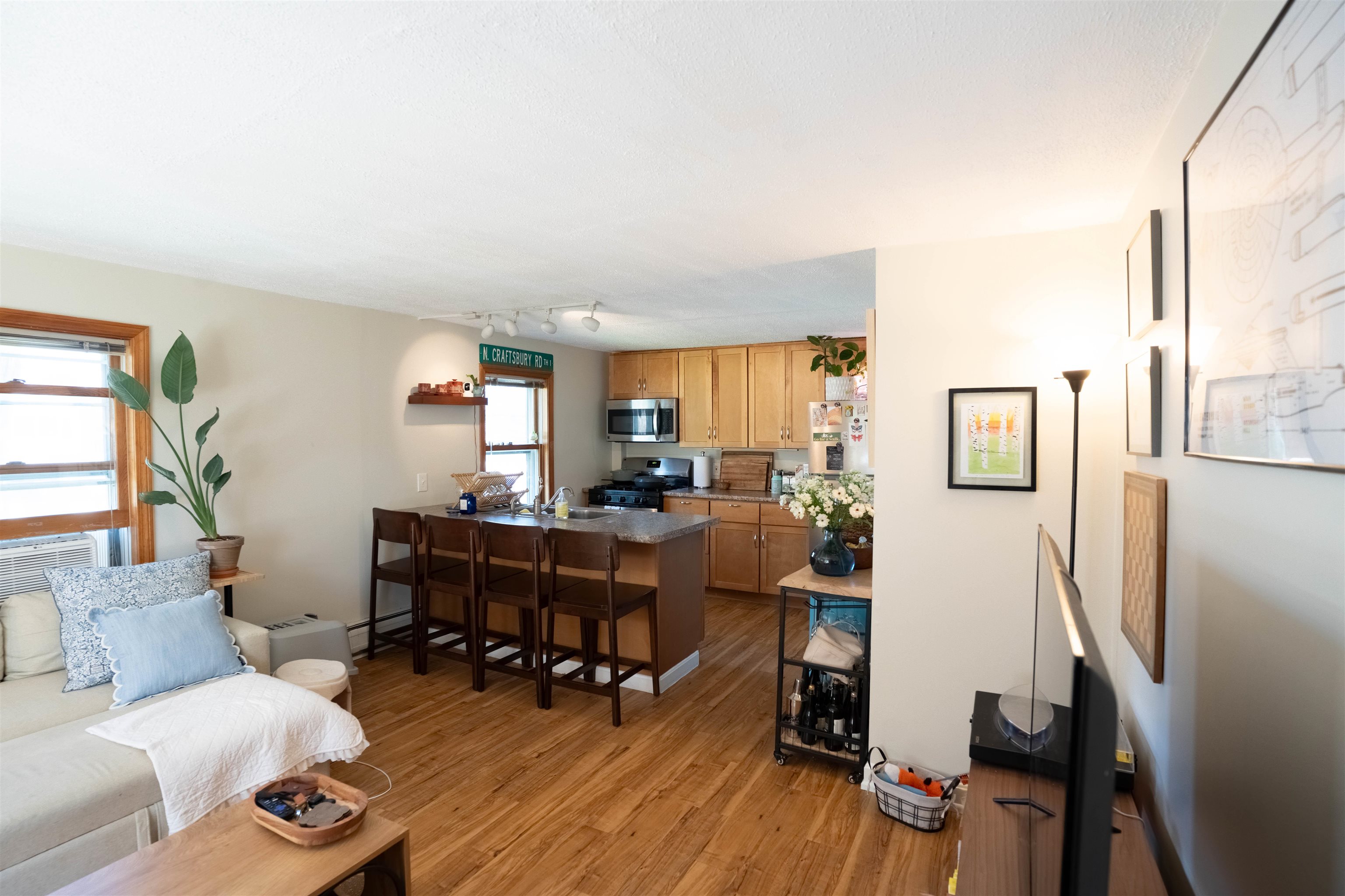 Homes for sale in Colchester, VT | 101 Macrae Rd, Colchester, VT 05446 | MLS# 5061099