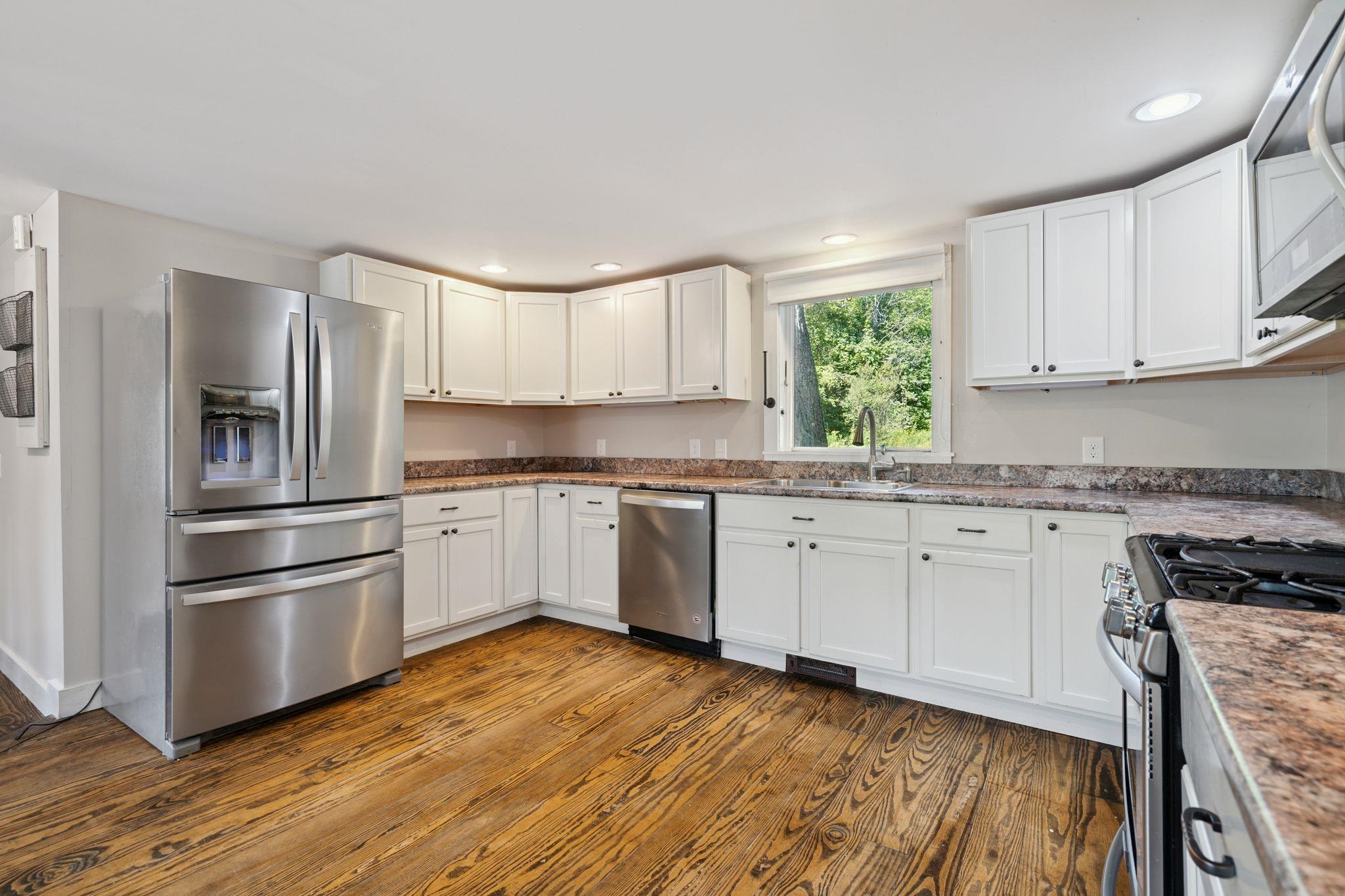 Homes for sale in New London, NH | 295 Andover Rd, New London, NH 03257 | MLS# 5061118