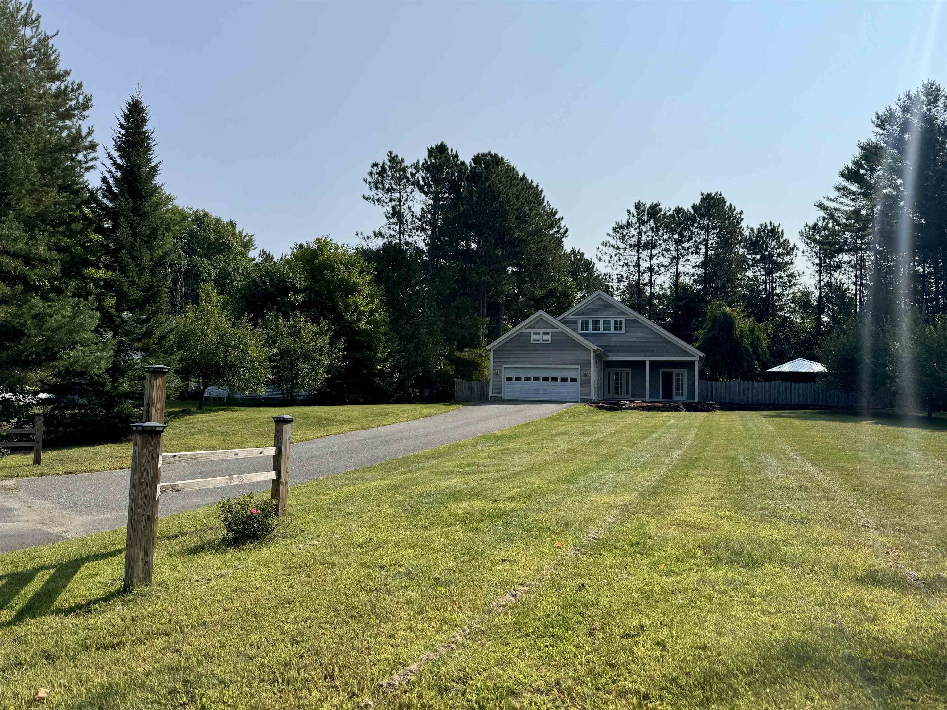 20 Cherry Ln, Newport, VT 05855