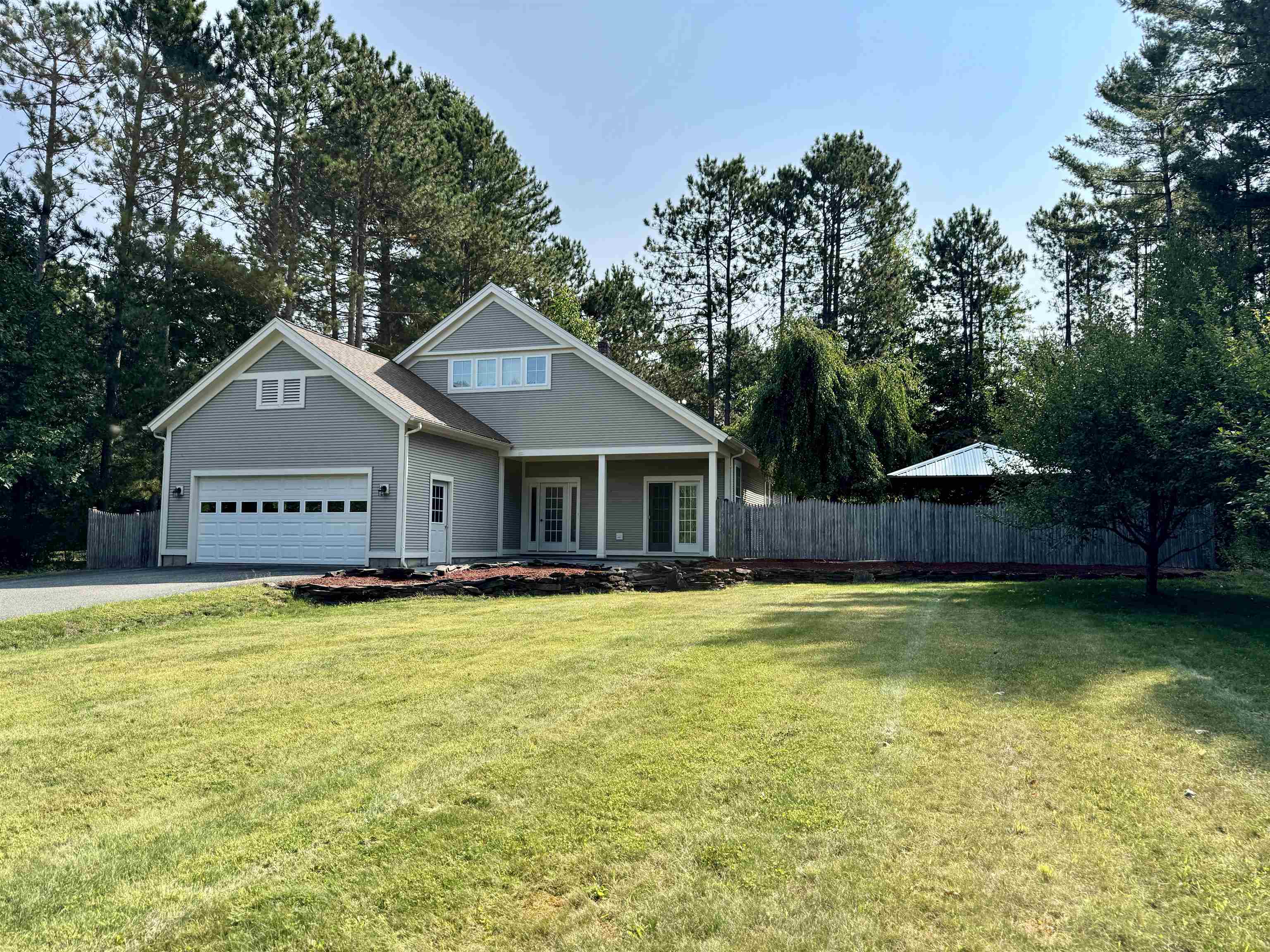 20 Cherry Ln, Newport, VT 05855