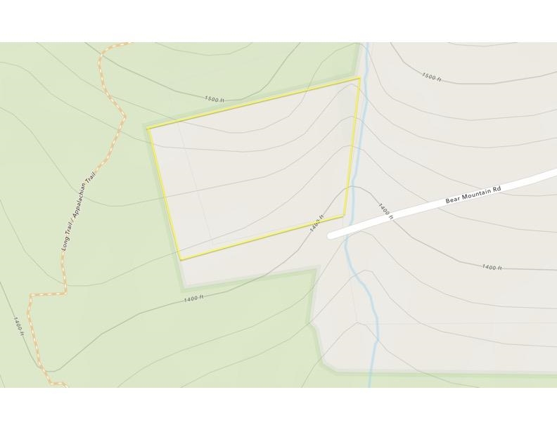 Steps away from the Appalachian Trail/Long Trail 24021782