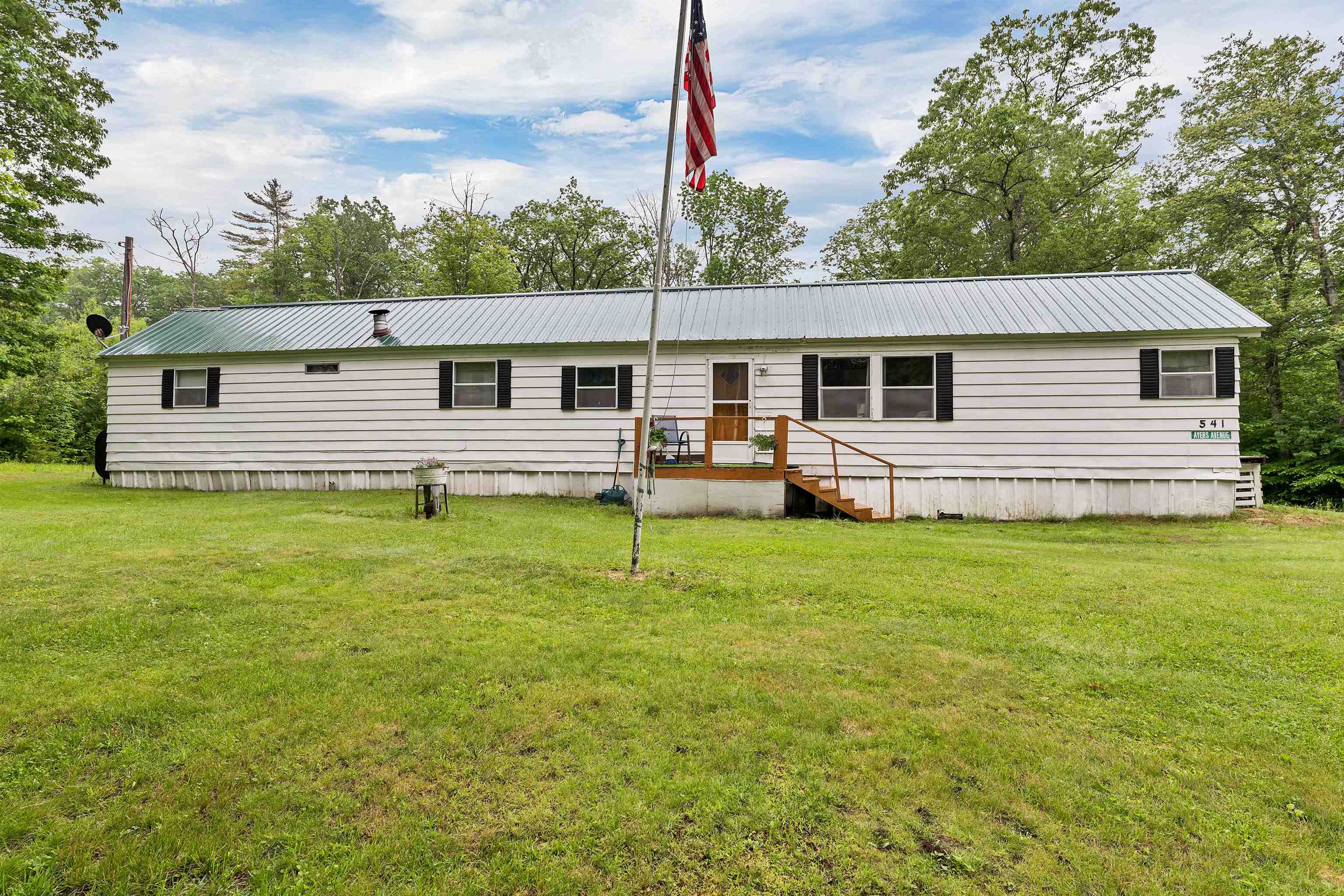 Photo of 541 NH Route 175 Holderness NH 03245