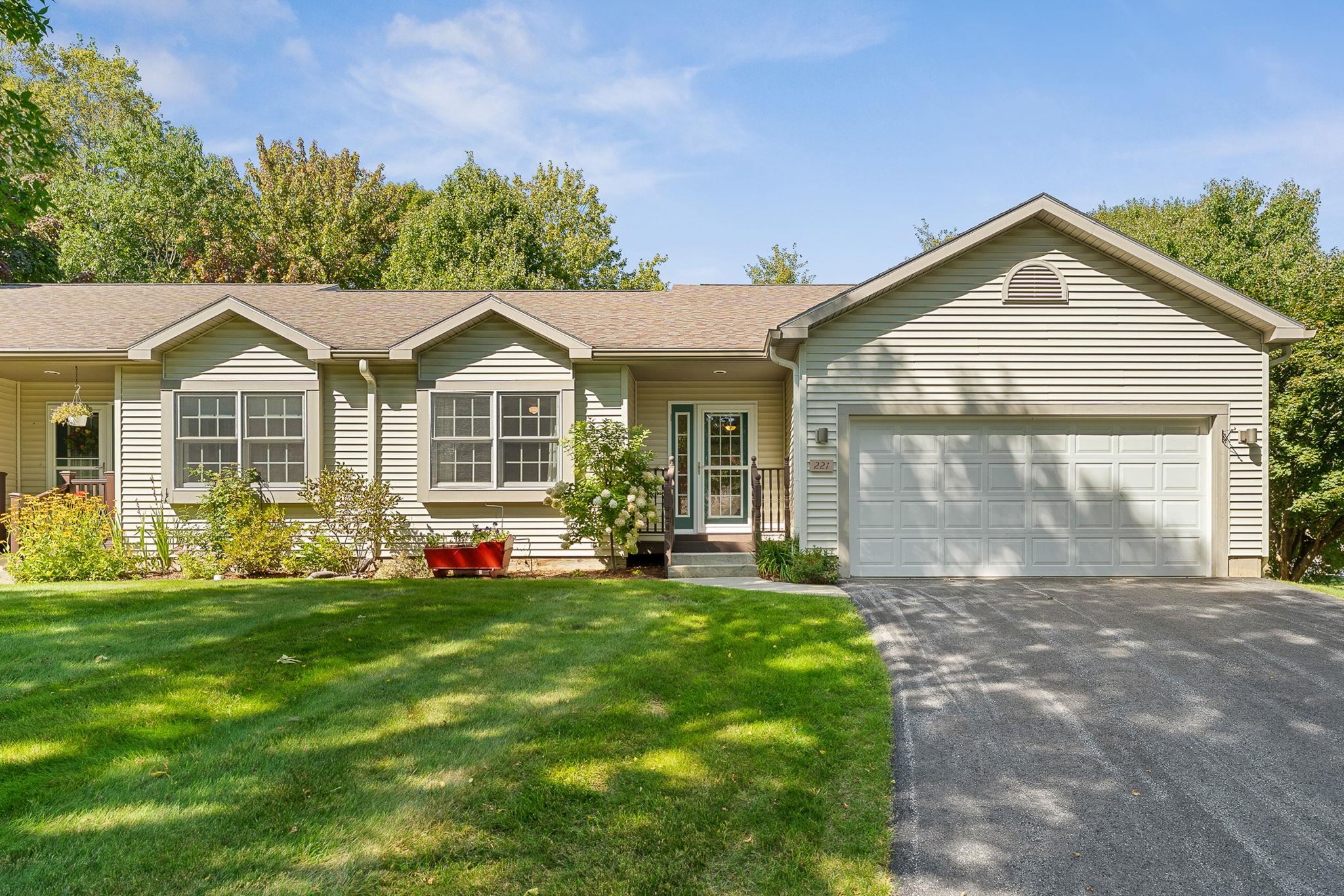 Homes for sale in Williston, VT | 221 Bittersweet Cir, Williston, VT 05495 | MLS# 5061496