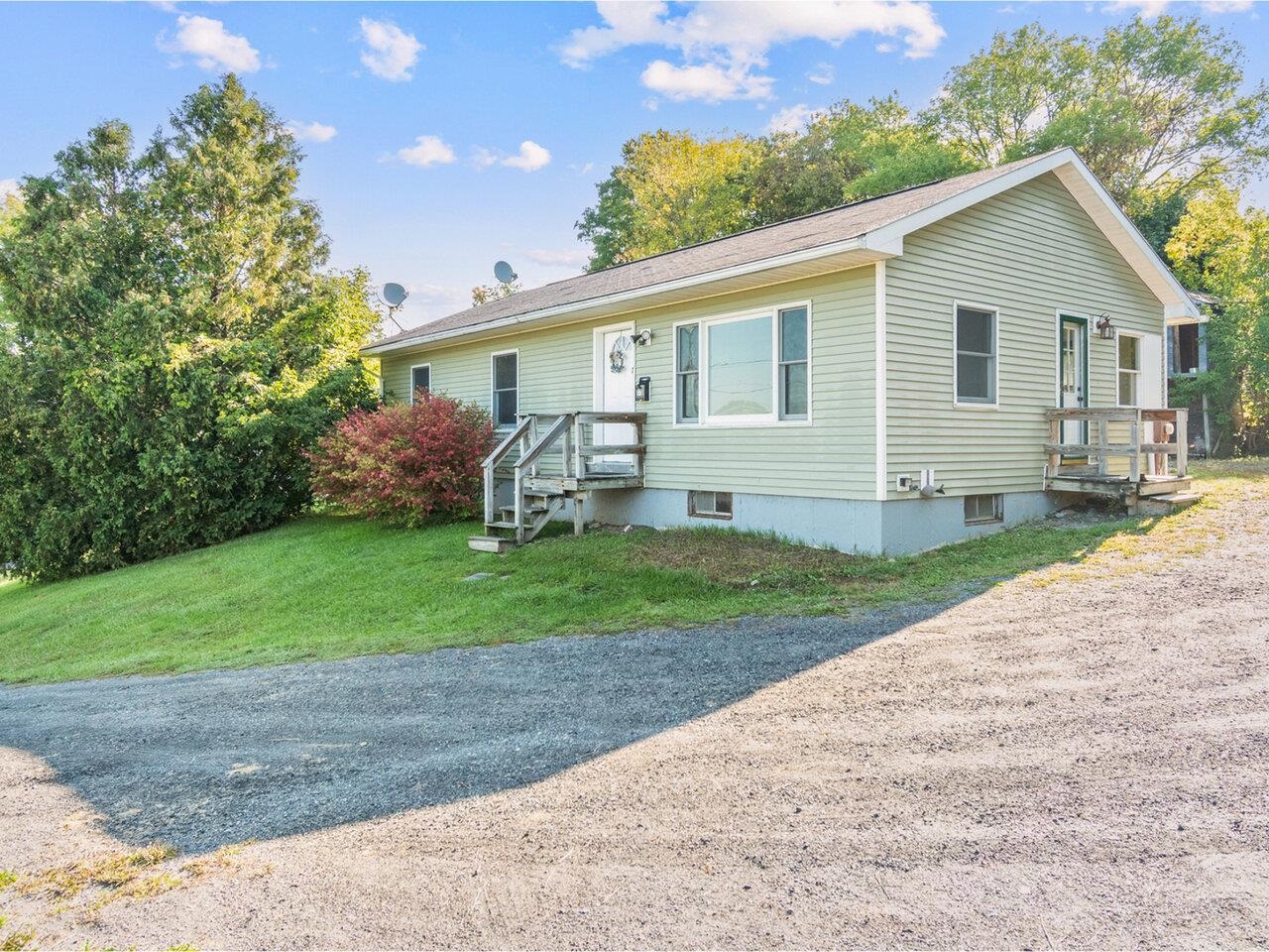 Vergennes VT Home for sale $$320,000 $290 per sq.ft.