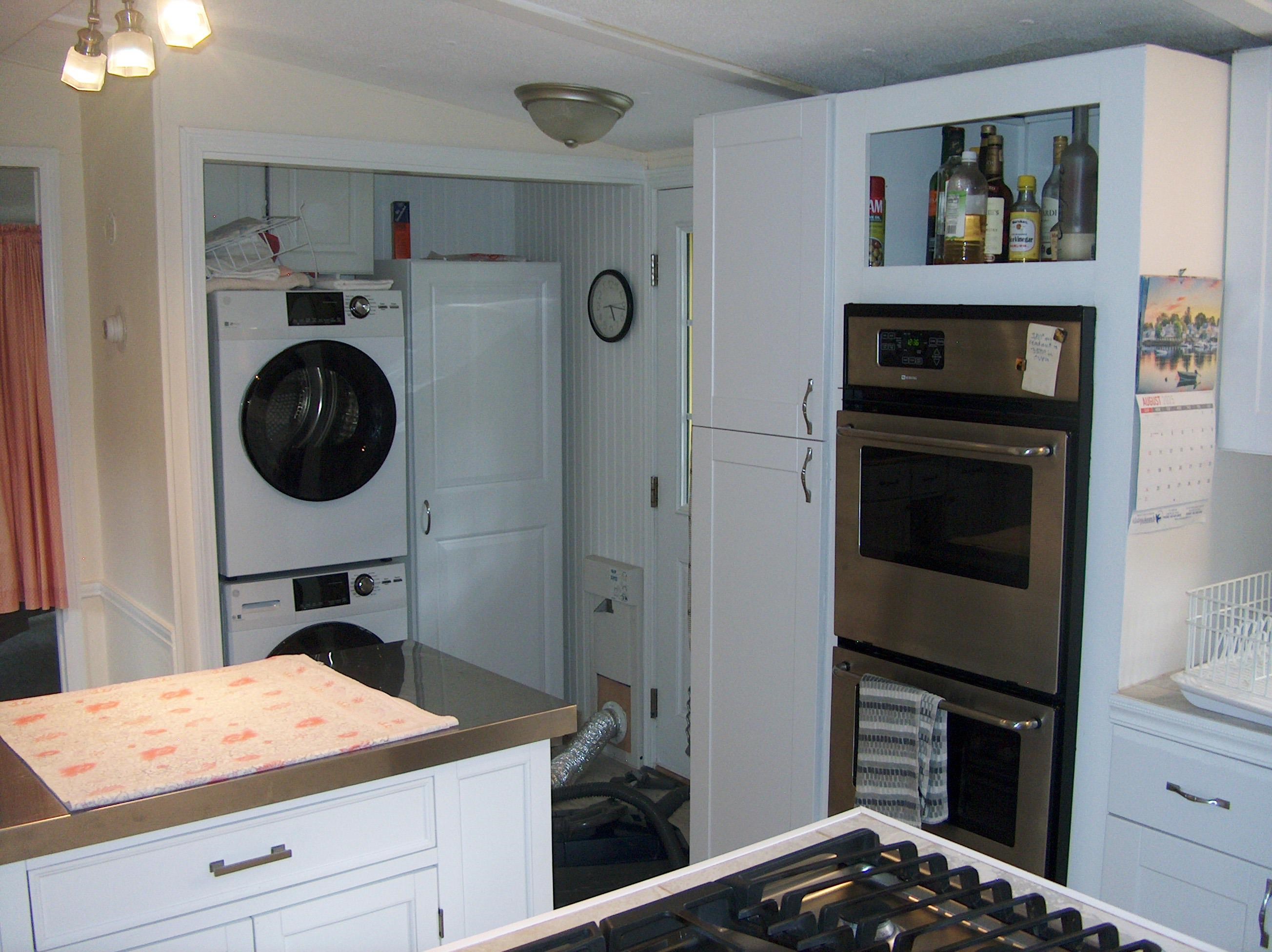 18 Dawn Dr, Concord, NH 03303