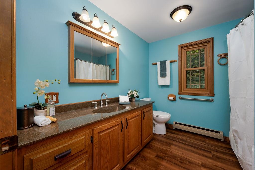 Private Full Bath for Primary Bedroom