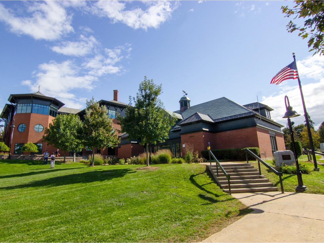 Homes for sale in Burlington, VT | 184 East Redrock Dr, Burlington, VT 05401 | MLS# 5061785