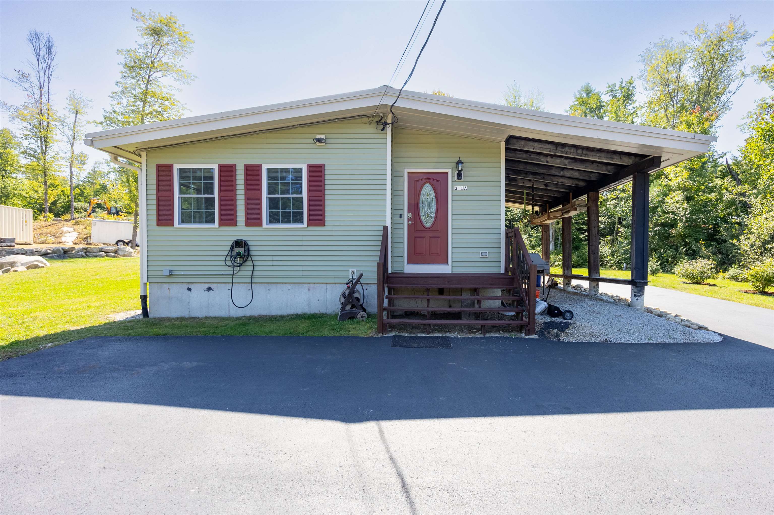 361 Dover Rd, Chichester, NH 03258