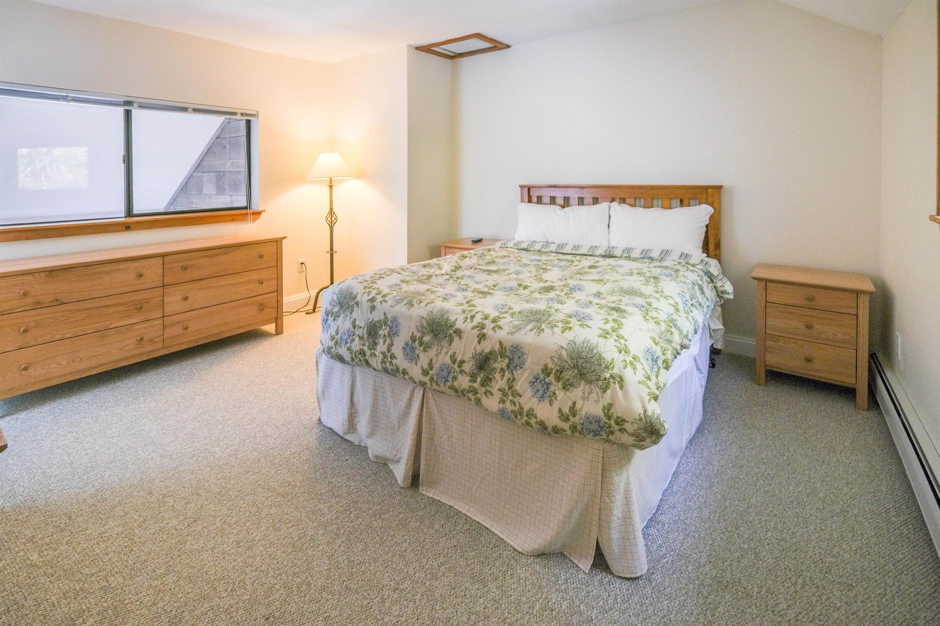 Spacious with closets 24099198