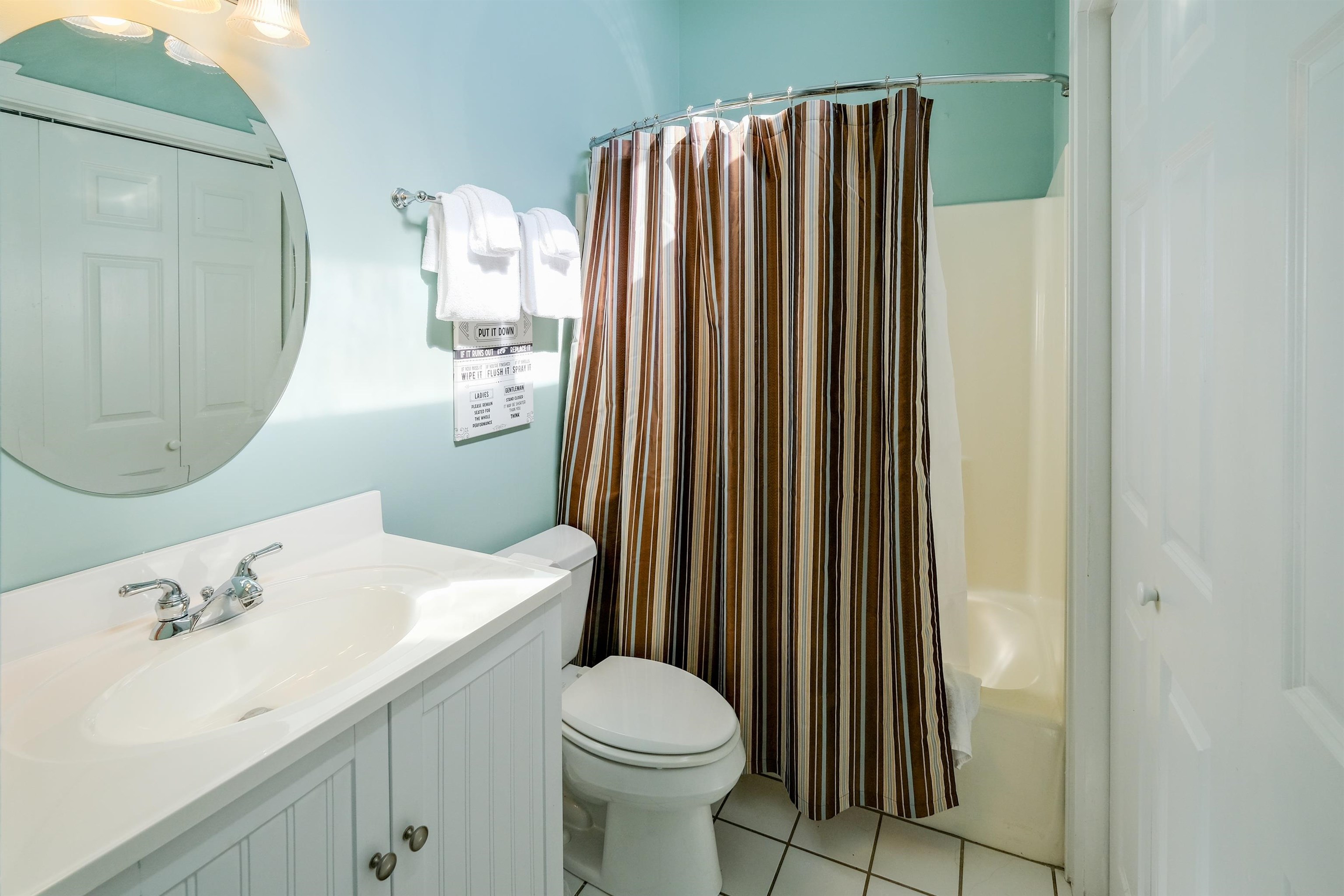 Completely remodeled 24099228