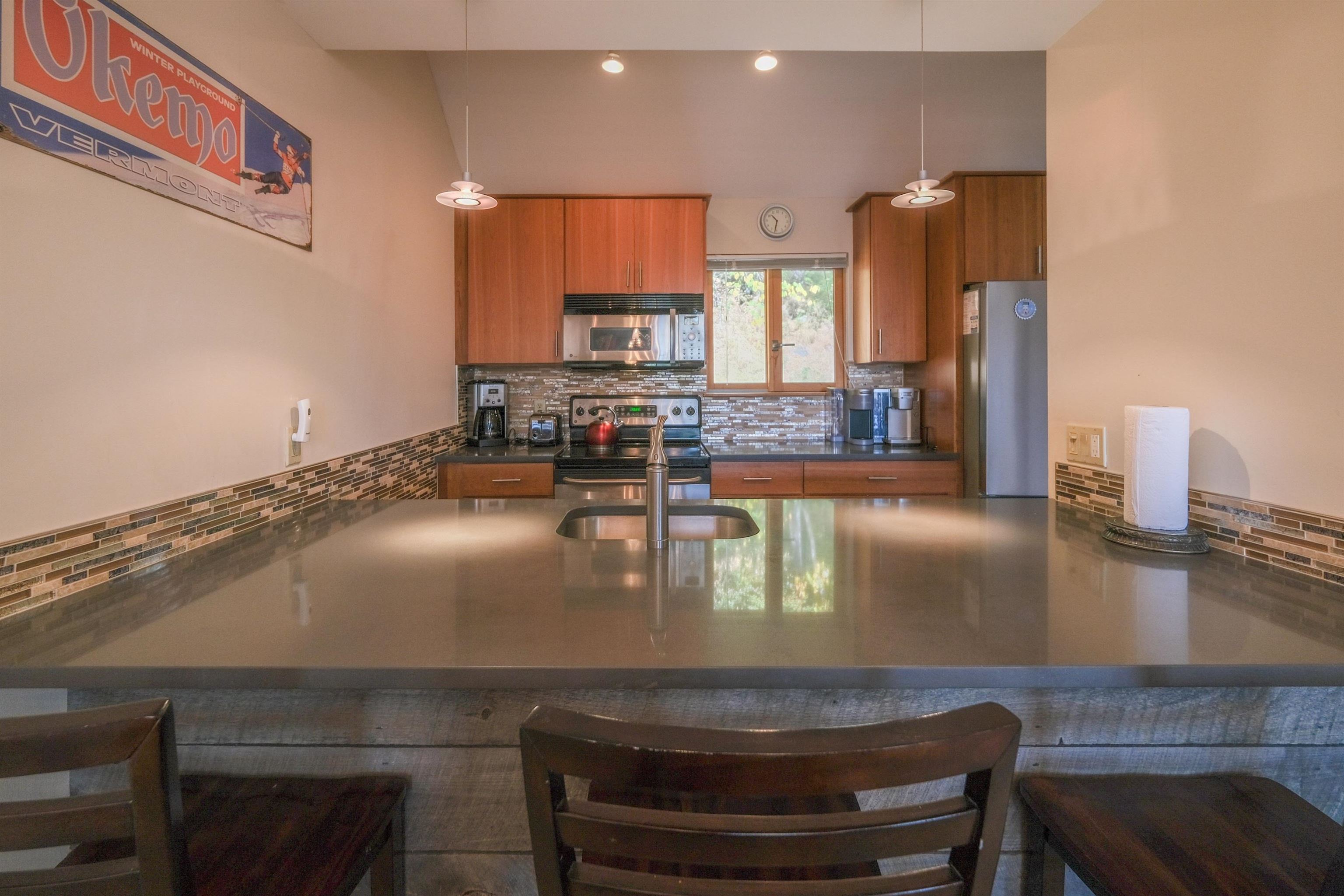 Granite counters 24099183