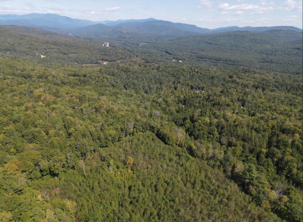 4 Seven Sisters Cir, Campton, NH 03223