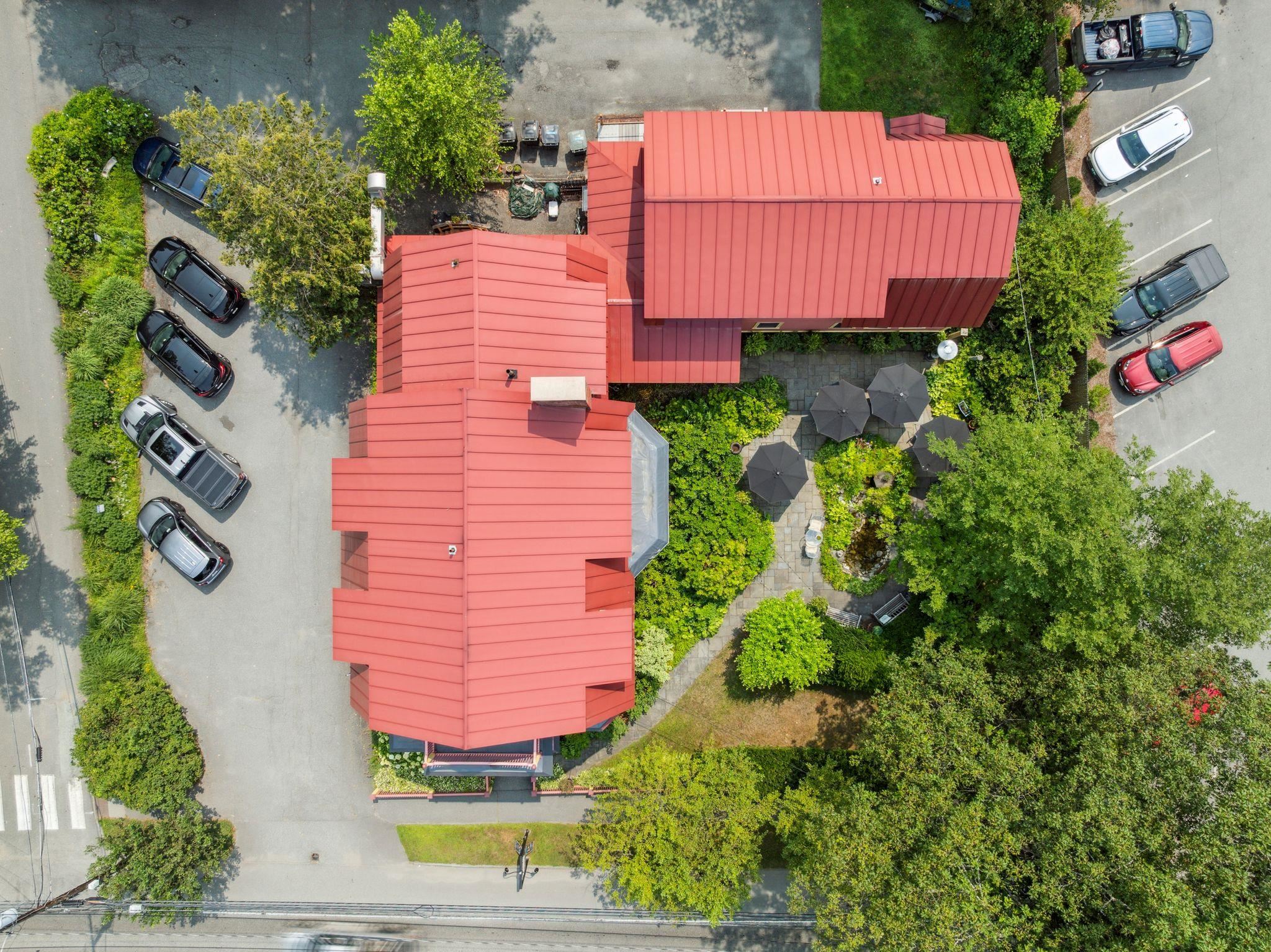 Homes for sale in Woodstock, VT | 41 Pleasant St, Woodstock, VT 05091 | MLS# 5062350