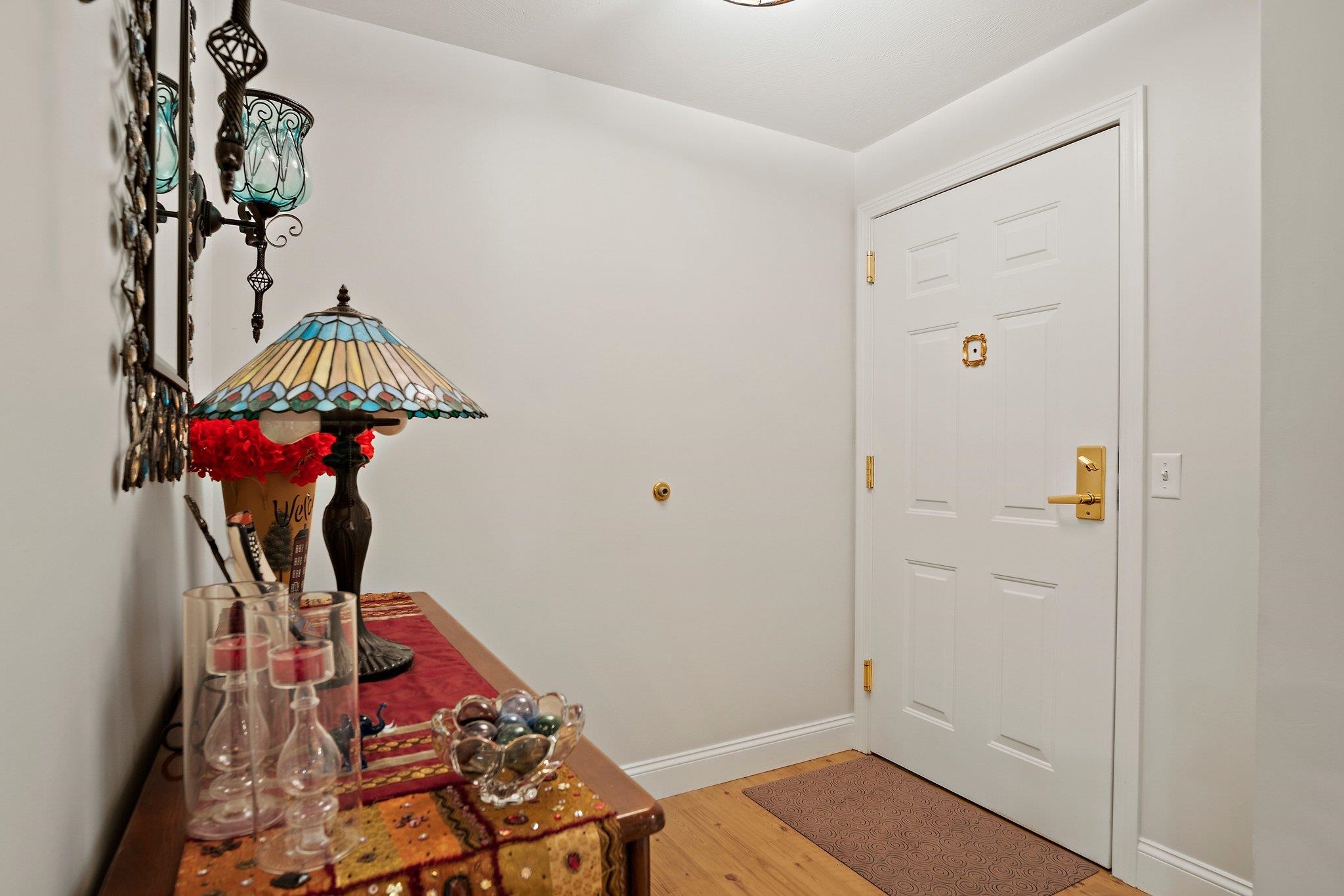 Homes for sale in Londonderry, NH | 16 Crestview Cir #190, Londonderry, NH 03053 | MLS# 5062402