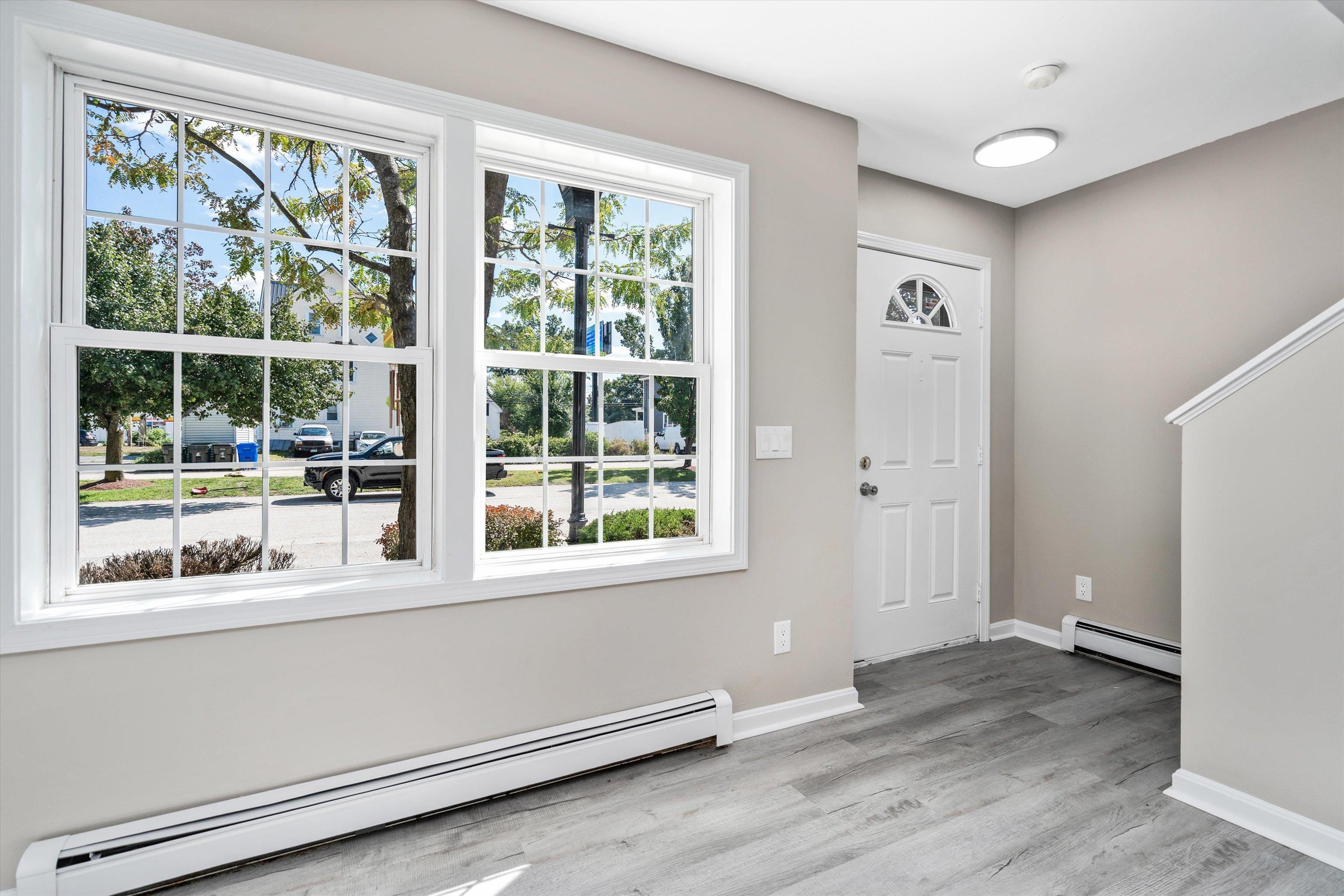 49 Harvell St, Manchester, NH 03102