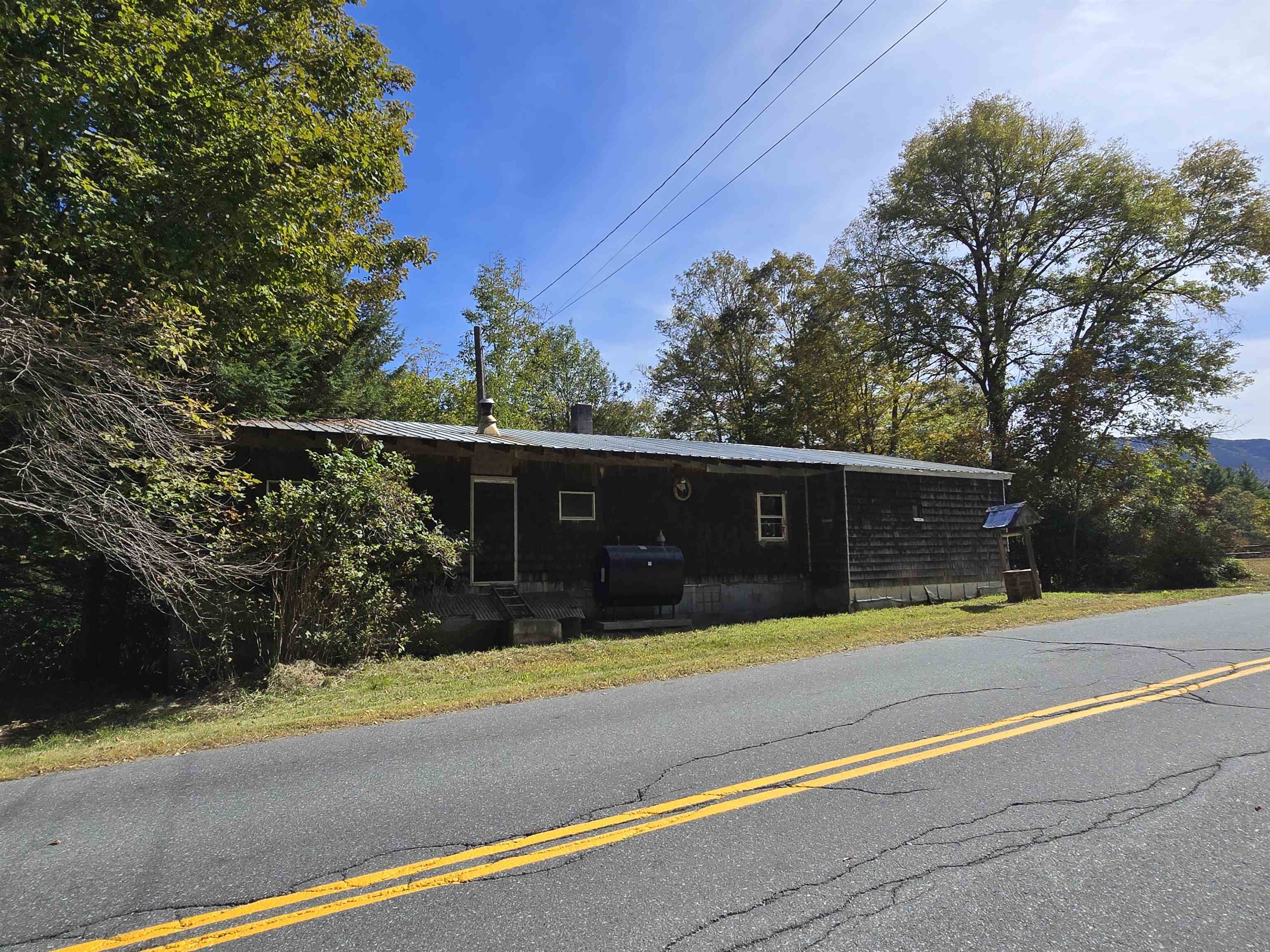 WEST WINDSOR VT Lake House for sale $$115,000 | $160 per sq.ft.