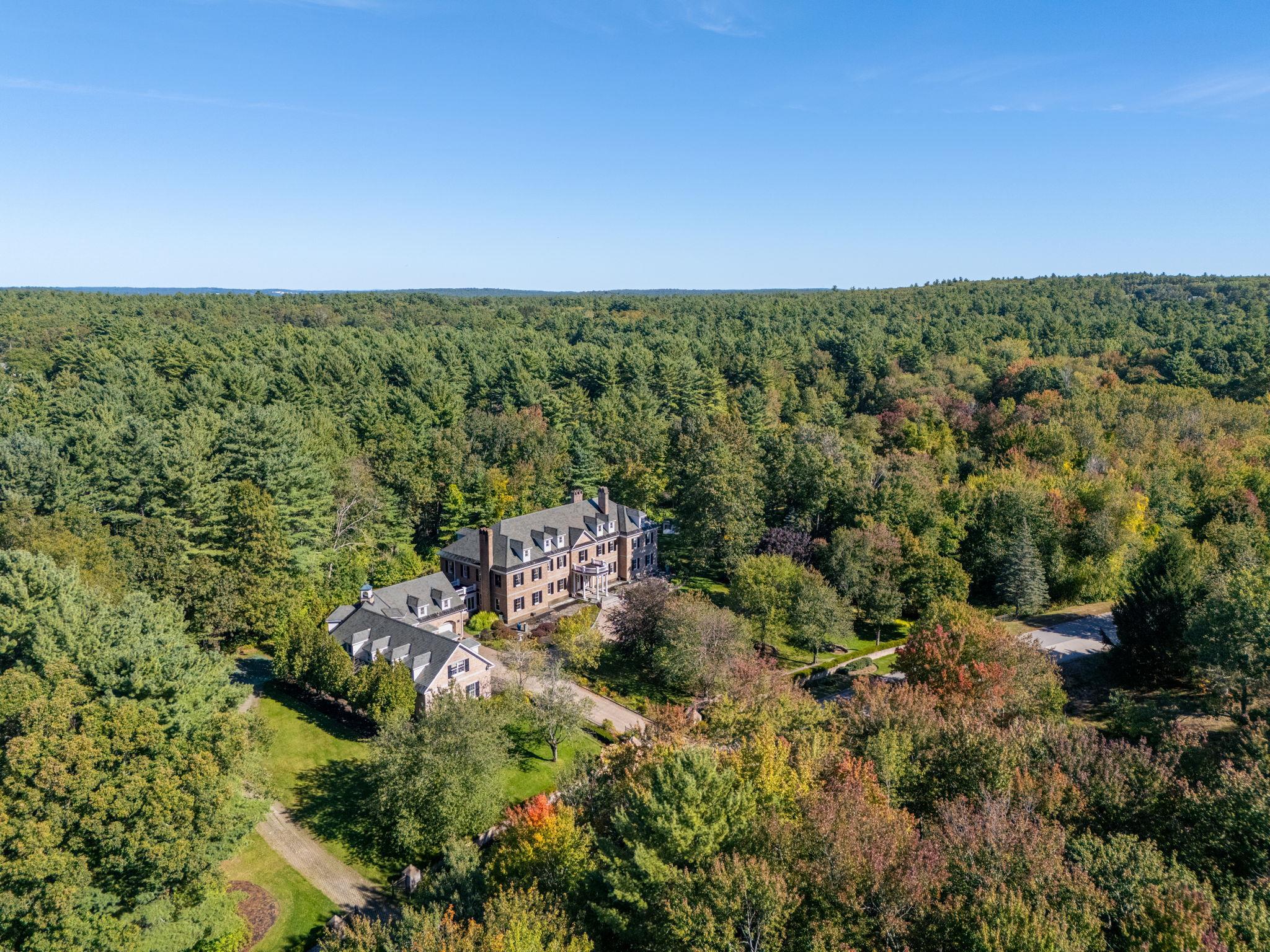 Homes for sale in Windham, NH | 6 Lancaster Rd, Windham, NH 03087 | MLS# 5062596