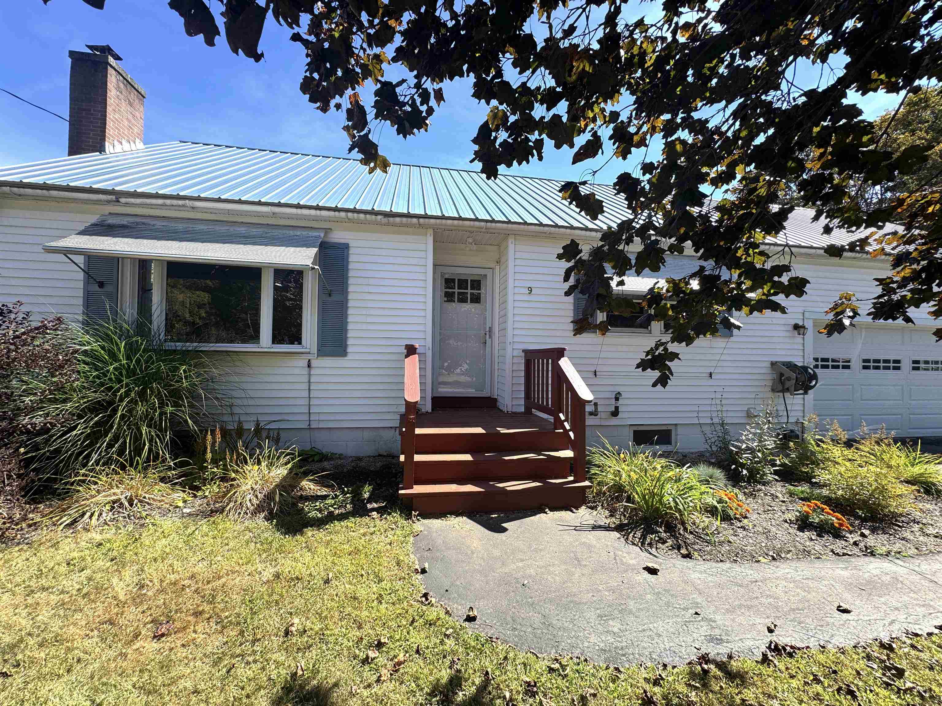 Springfield VT Home for sale $$255,000 $166 per sq.ft.