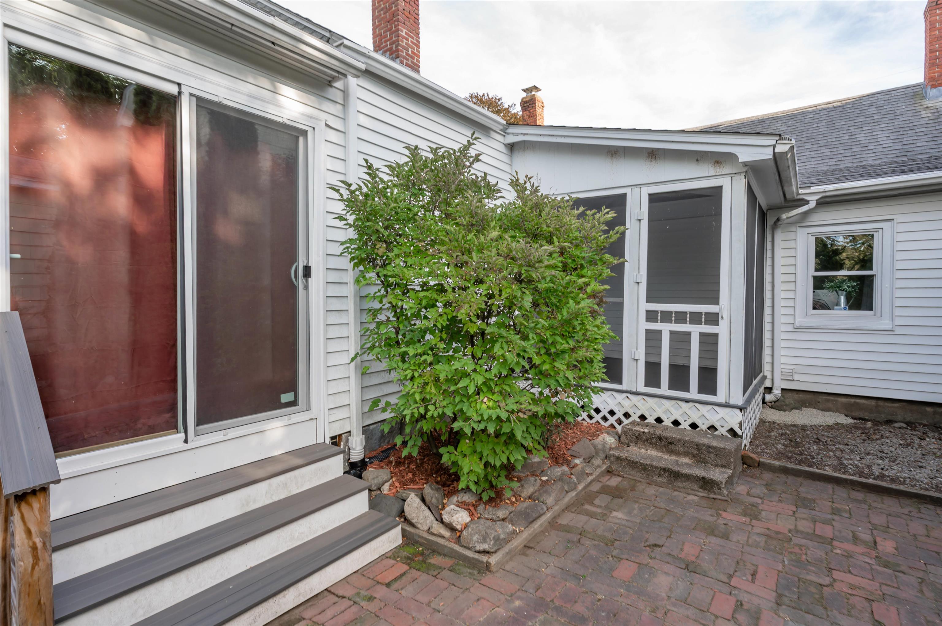 Easy Access Off Bedroom & Kitchen