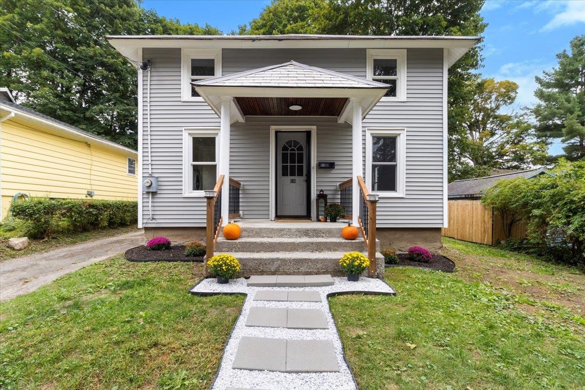 Bennington VT Home for sale $$339,000 $196 per sq.ft.