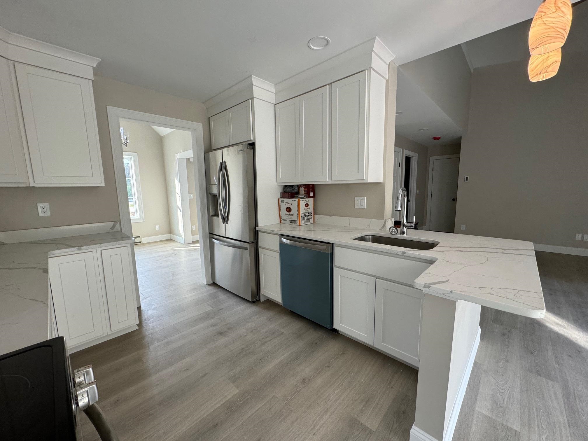 3 Freedom Dr, Rochester, NH 03867