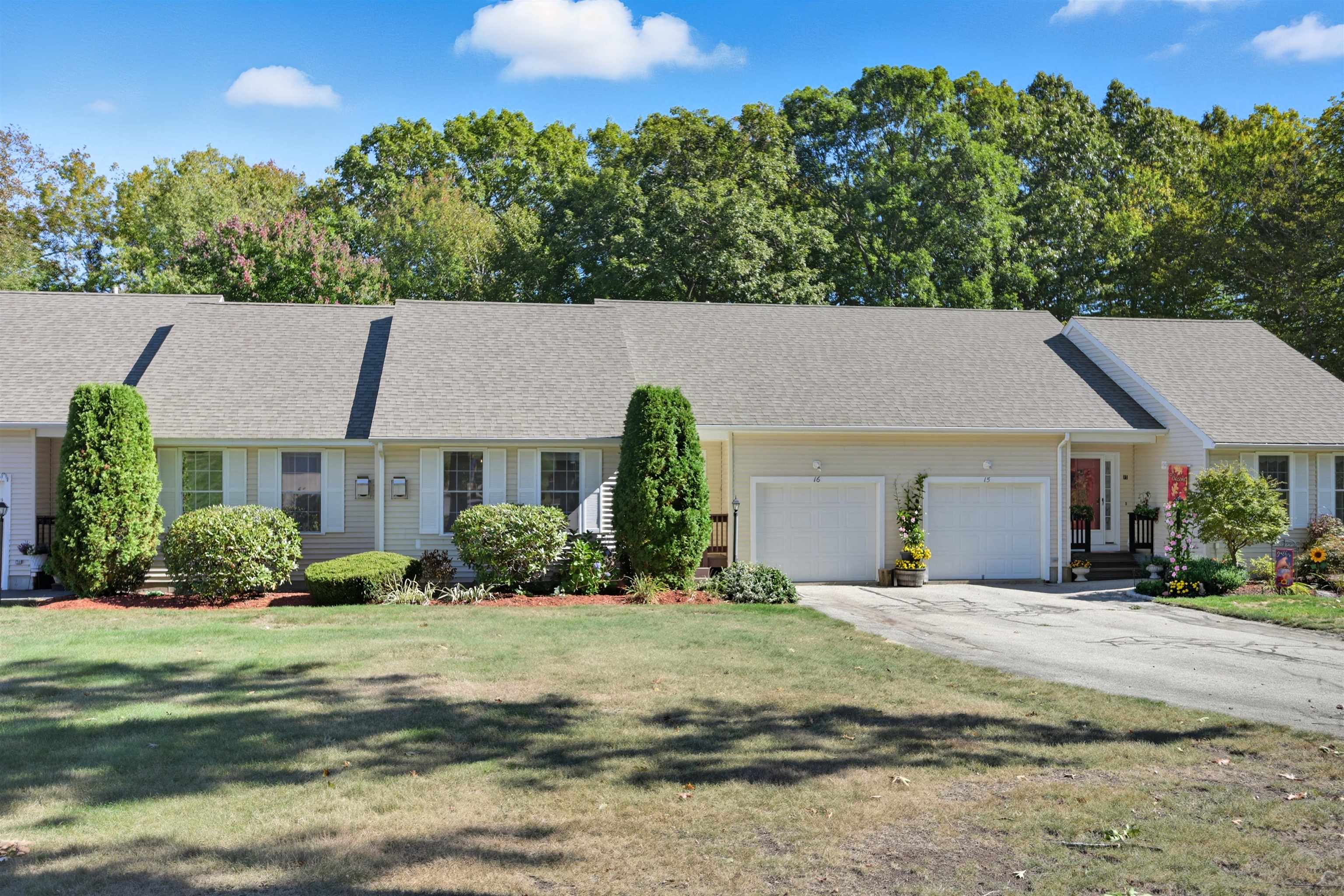 Photo of 8 Patriot Drive Hampstead NH 03826