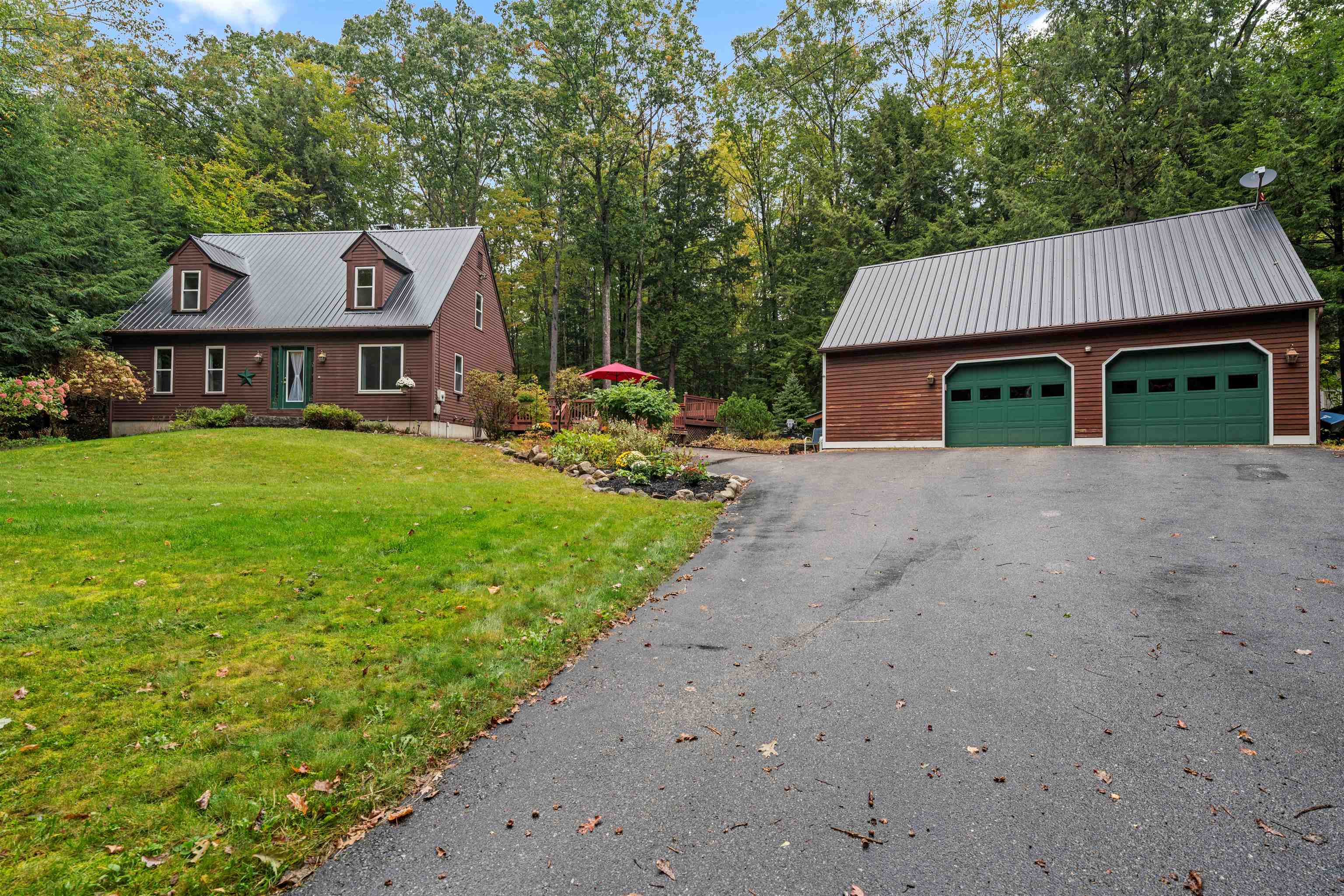 Homes for sale in Webster, NH | 17 Centennial Dr, Webster, NH 03303 | MLS# 5062873