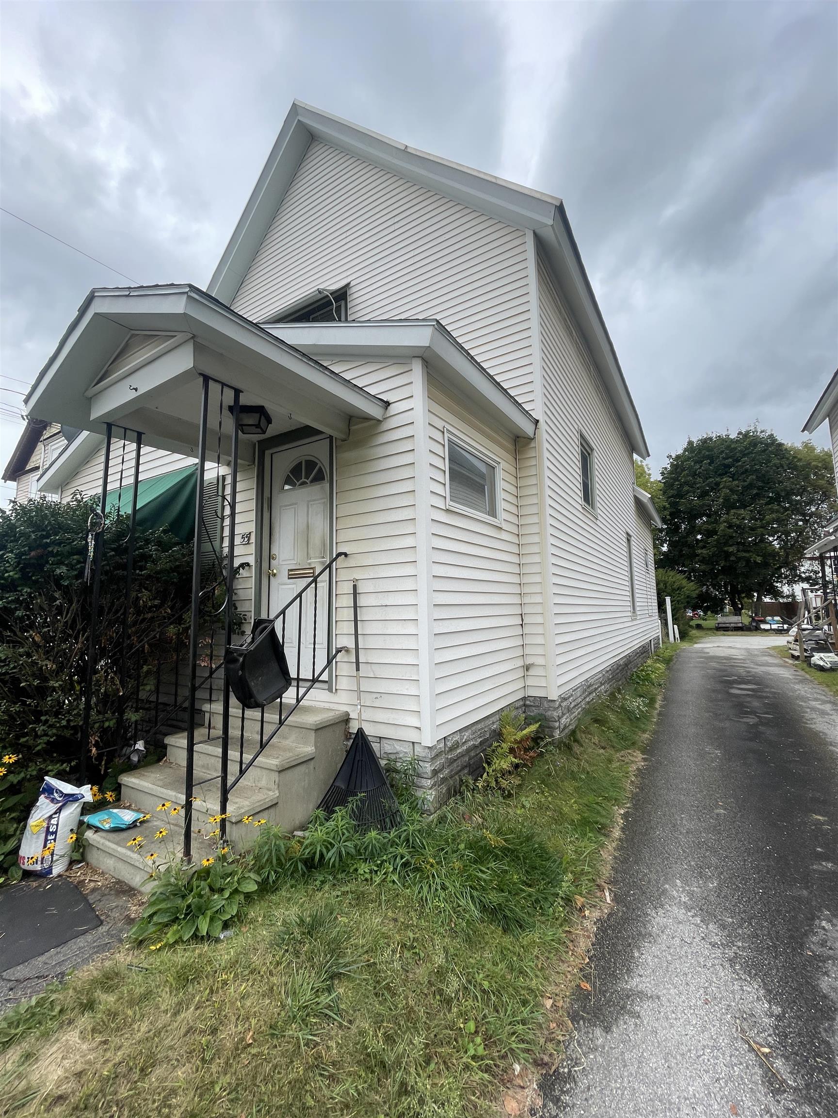 RUTLAND CITY VT Home for sale $$175,000 | $96 per sq.ft.