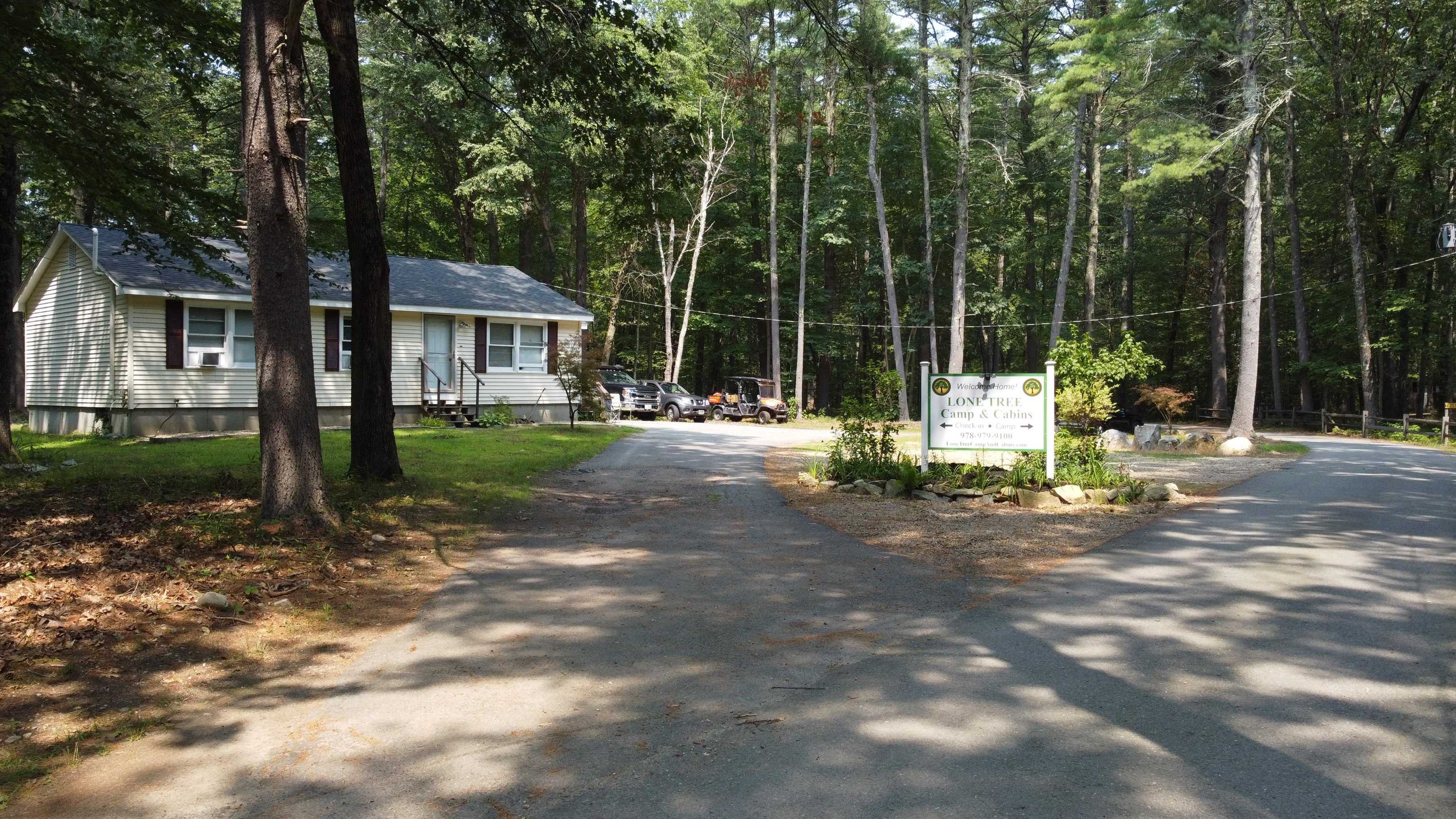 12 W Shore Park Rd, Kingston, NH 03848