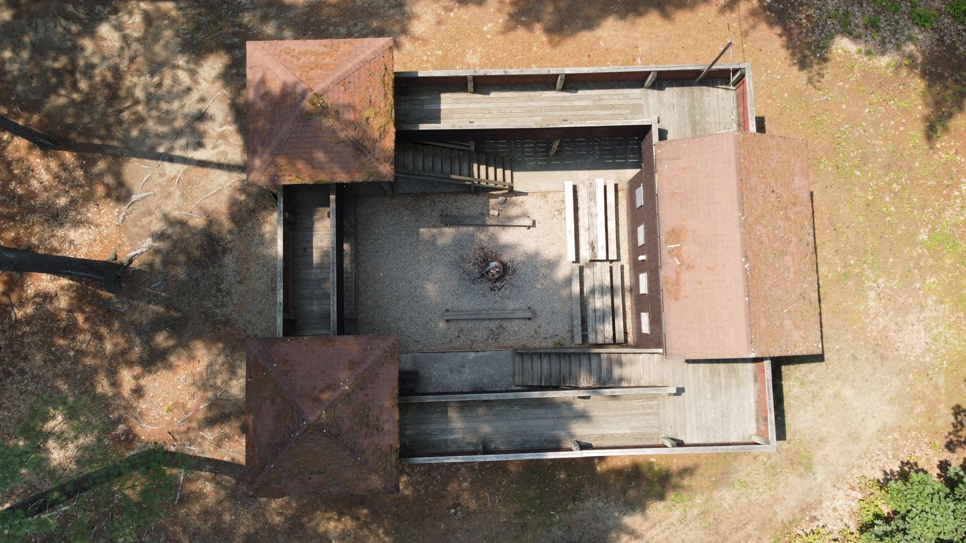 12 W Shore Park Rd, Kingston, NH 03848