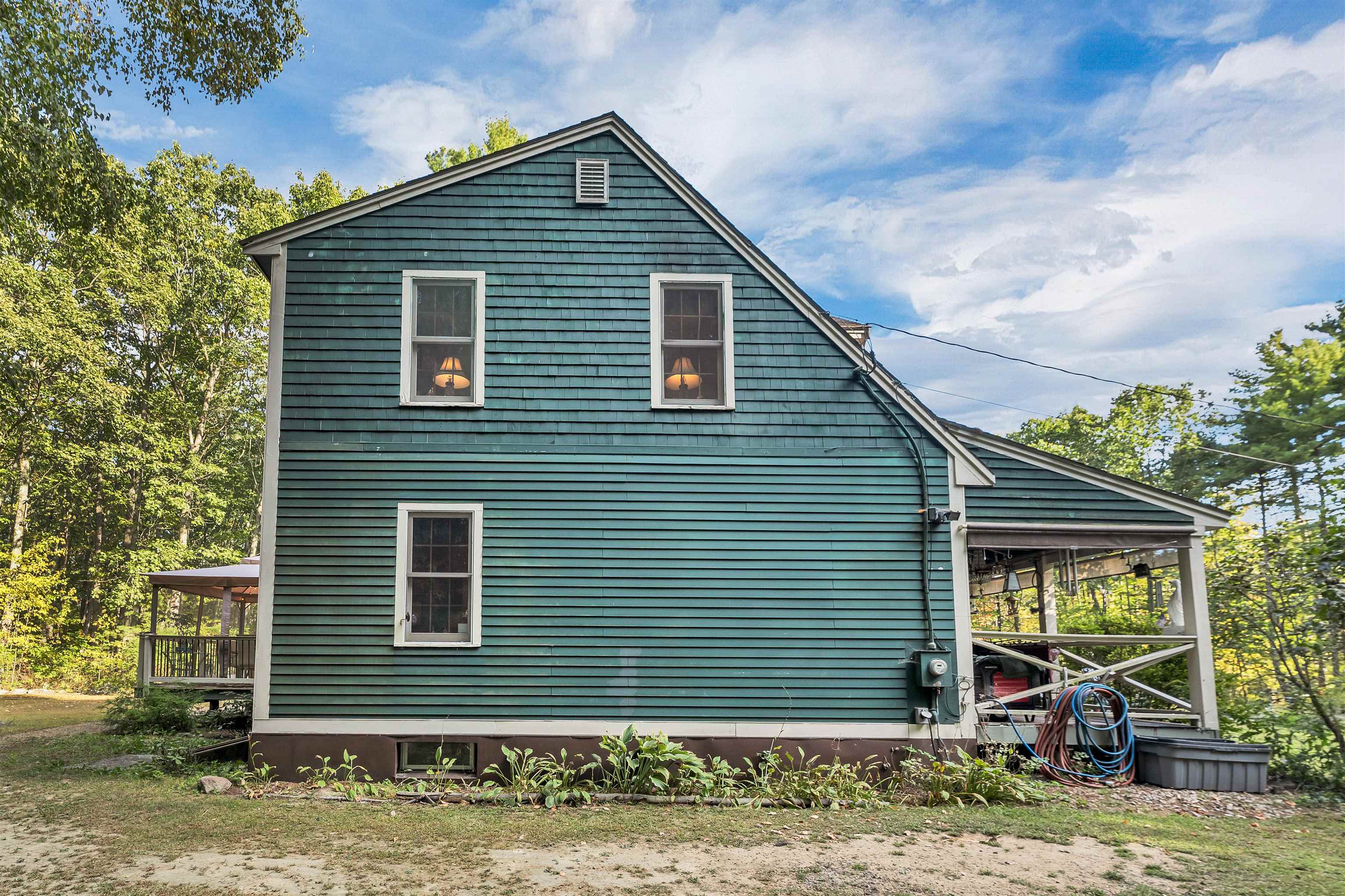 Homes for sale in Hooksett, NH | 261 Hackett Hill Rd, Hooksett, NH 03106 | MLS# 5062916