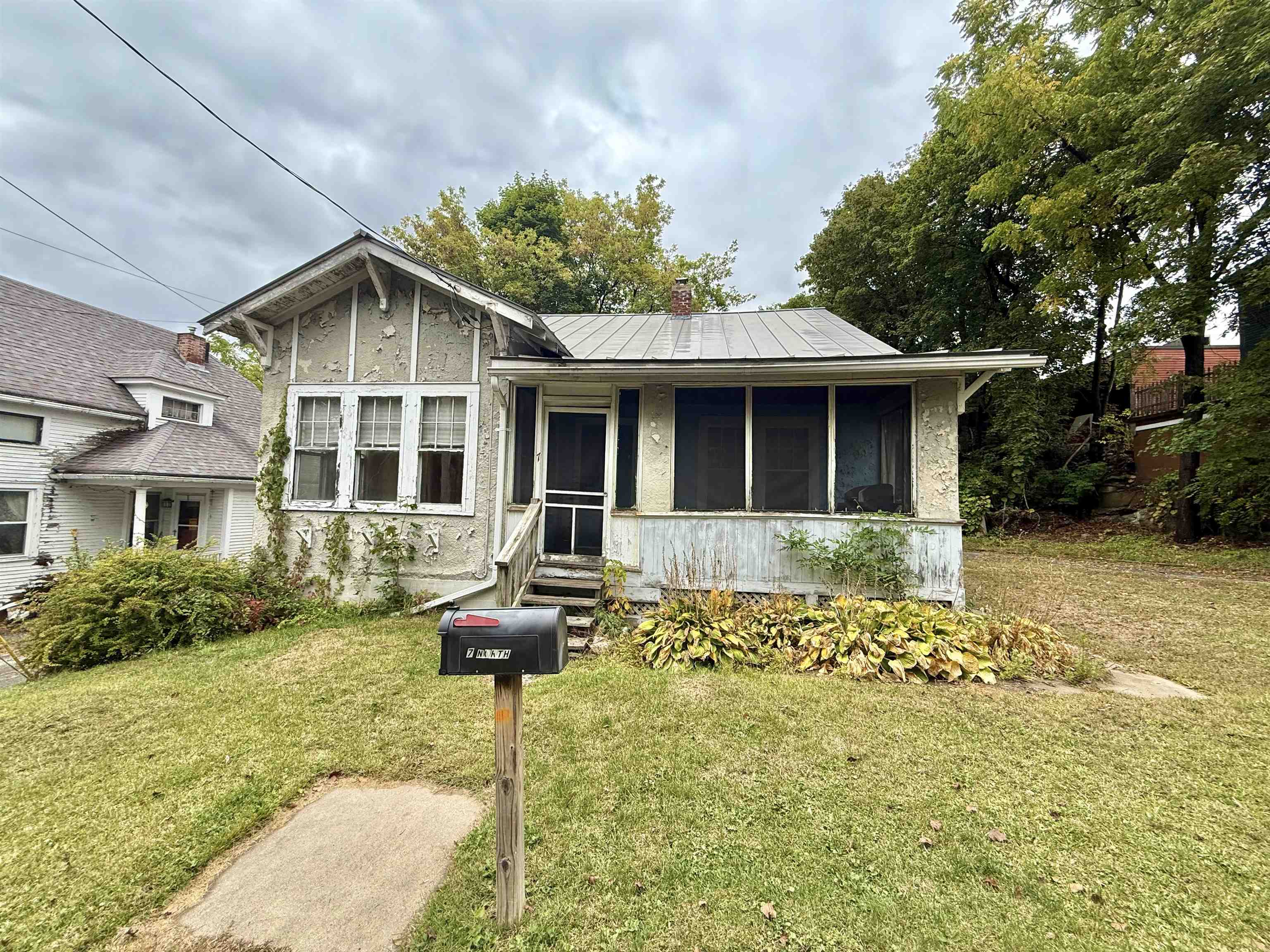 RUTLAND CITY VT Home for sale $$215,000 | $104 per sq.ft.