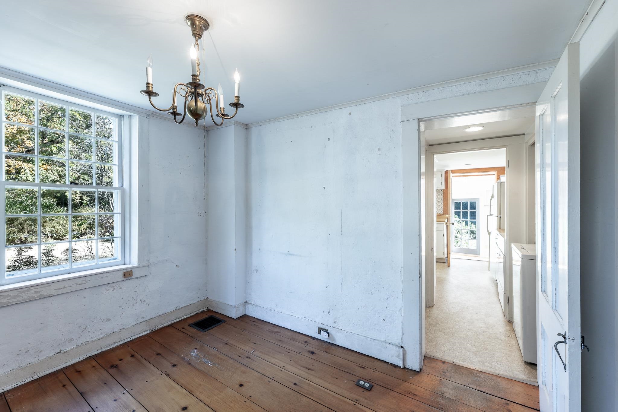 Study to kitchen 24151988