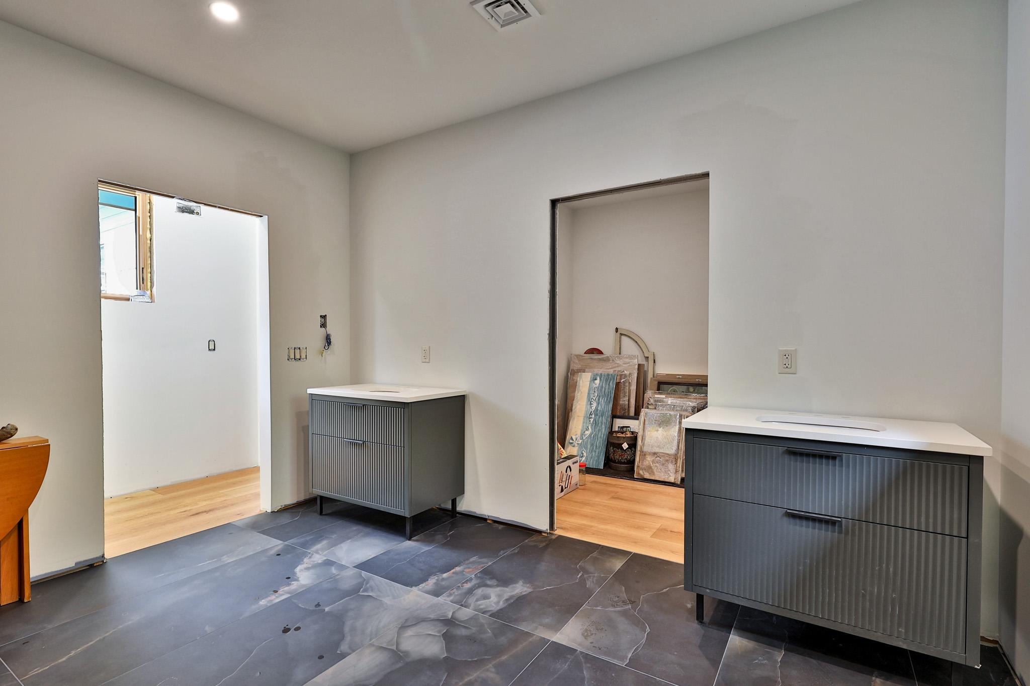 Primary Bath 24147232