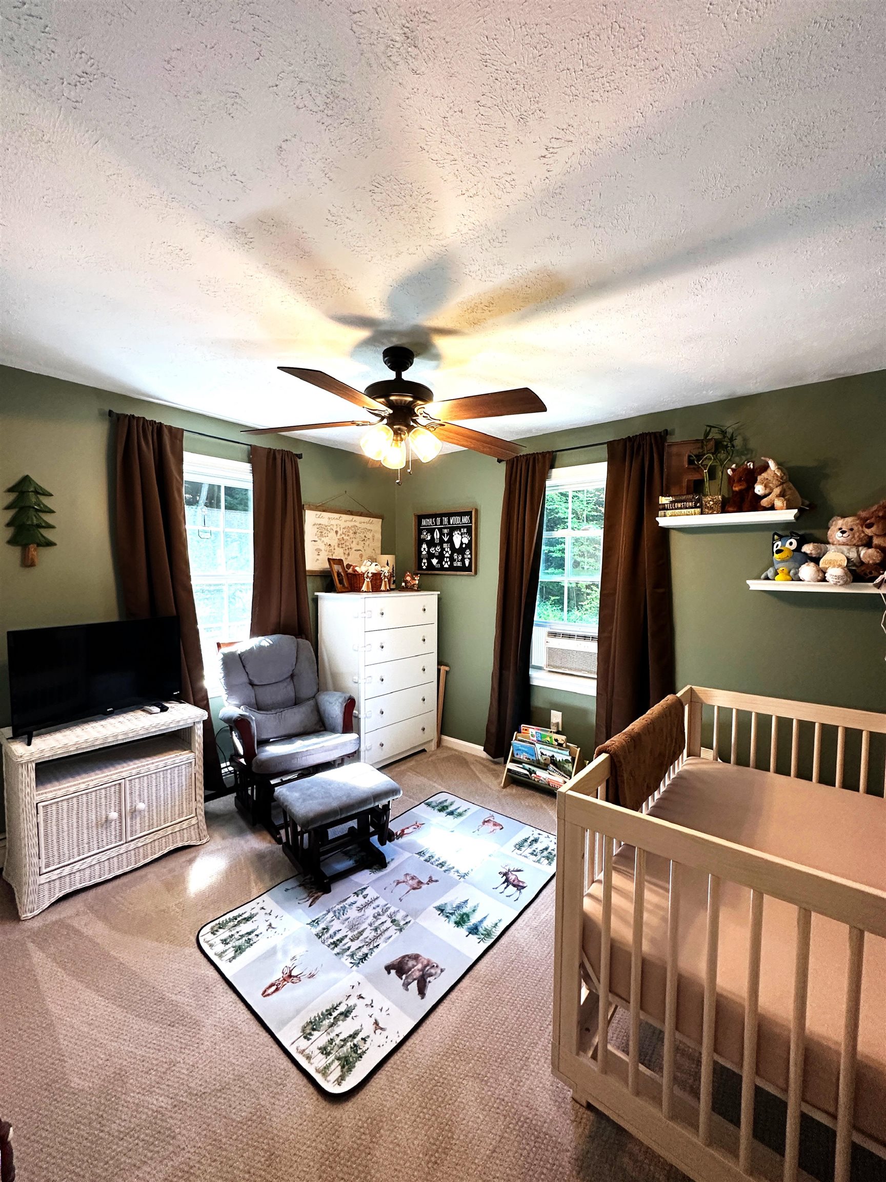 2nd bedroom/2nd floor