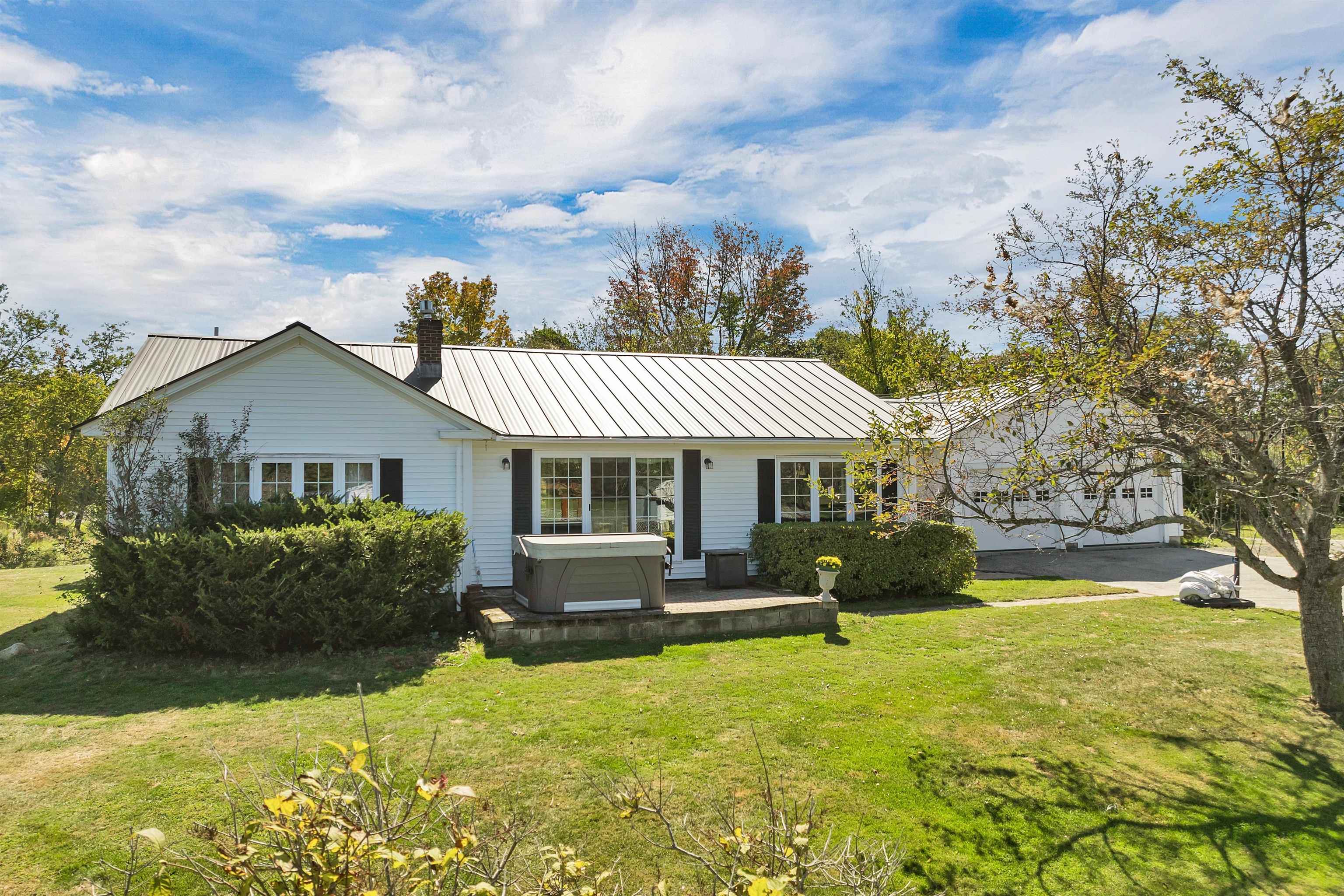 Homes for sale in Oxford, ME | 22 N Town Farm Rd, Oxford, ME 04270 | MLS# 5063093