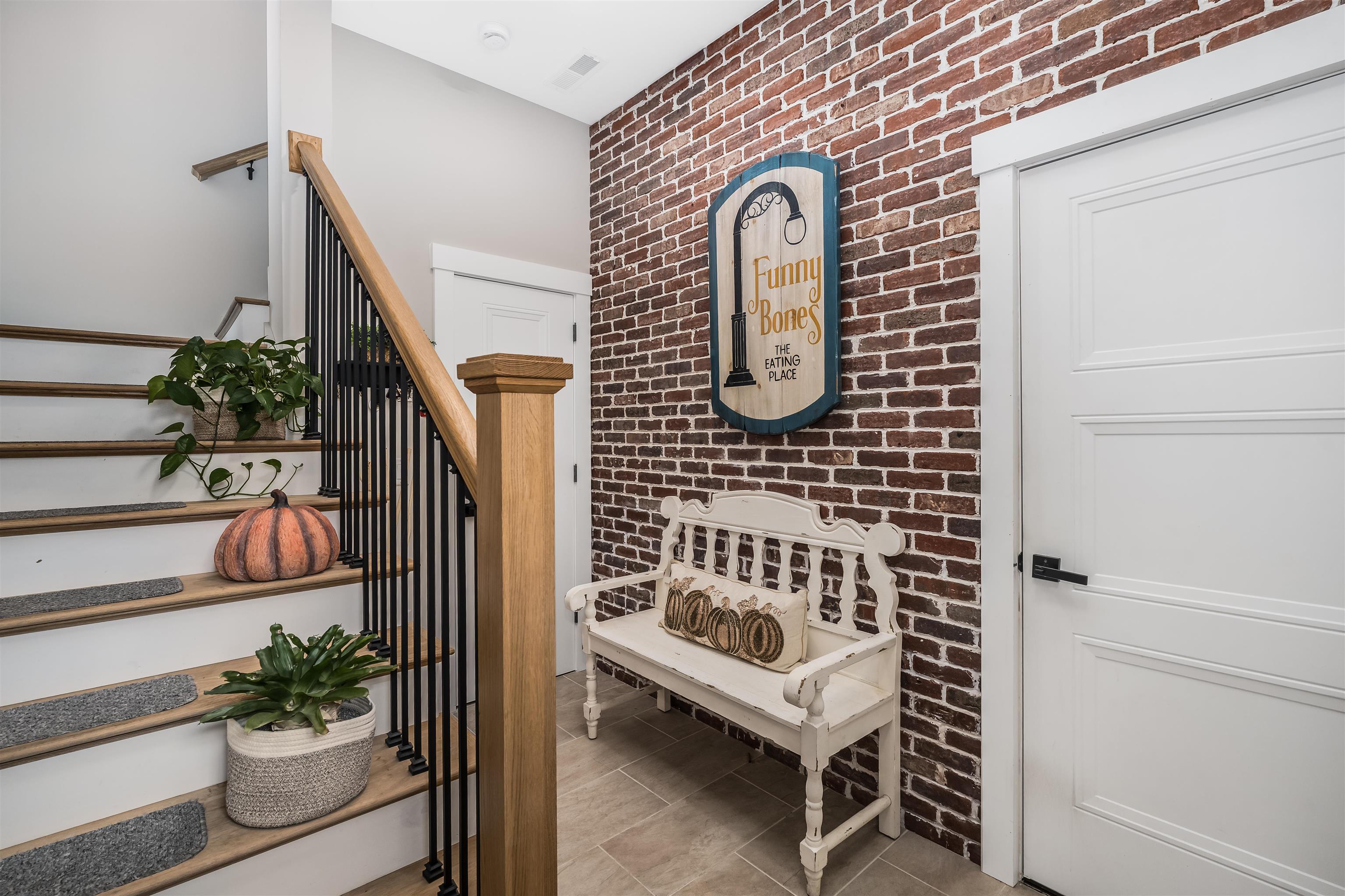 Homes for sale in Concord, NH | 87 South Main St #Unit 2, Concord, NH 03301 | MLS# 5063109