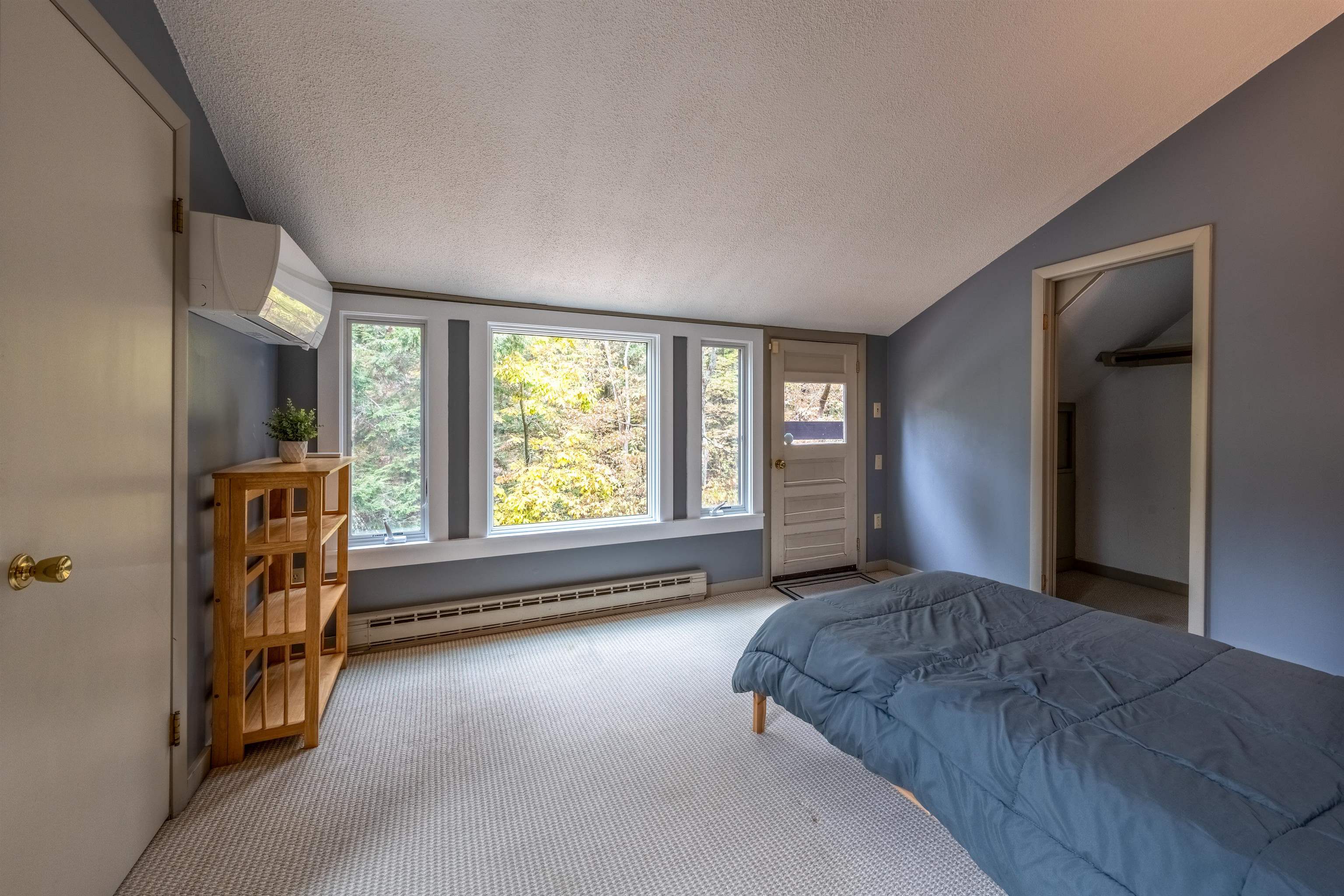 Primary Bedroom with deck