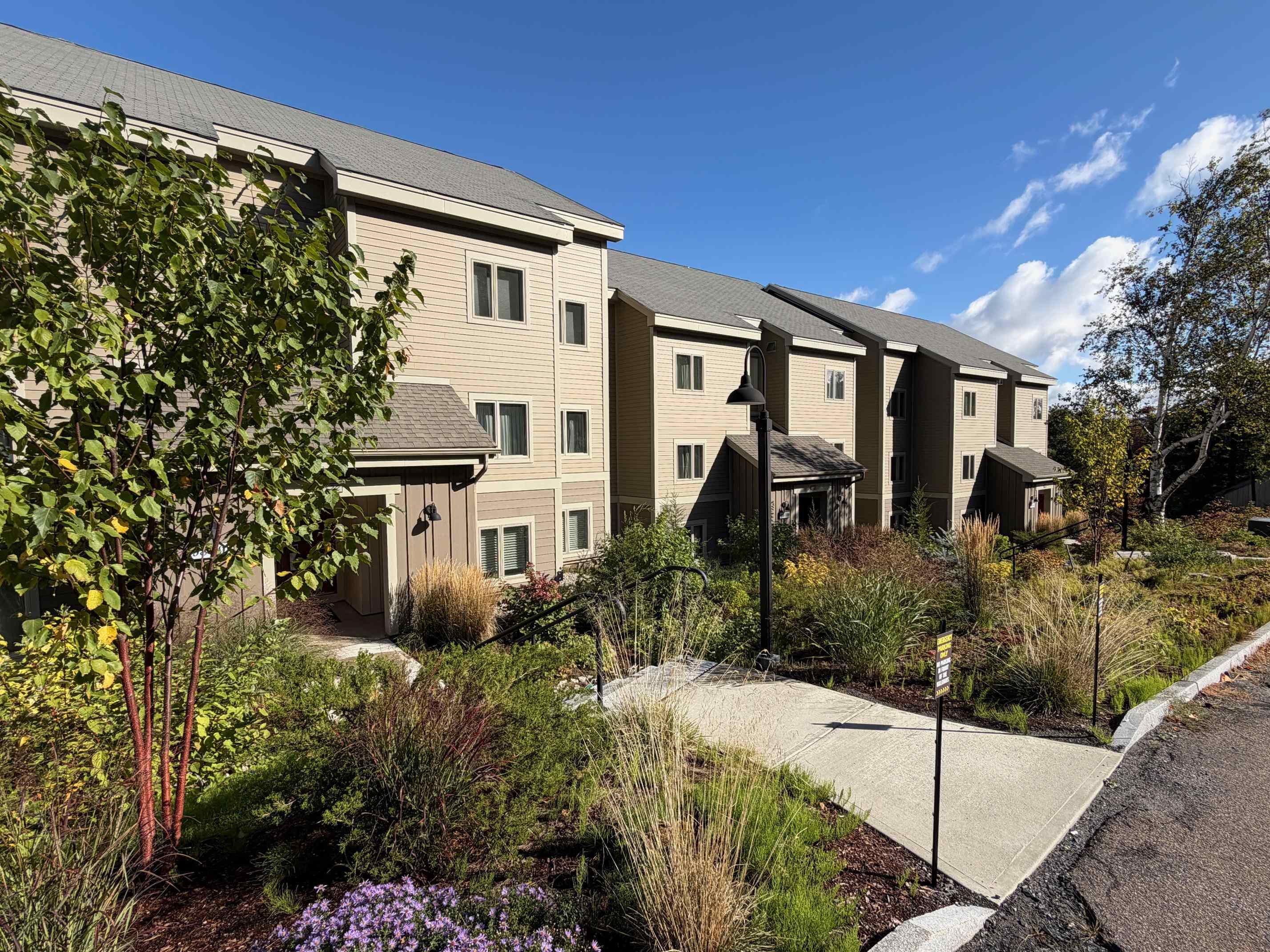 WARREN VT Condo for sale $$630,000 | $600 per sq.ft.