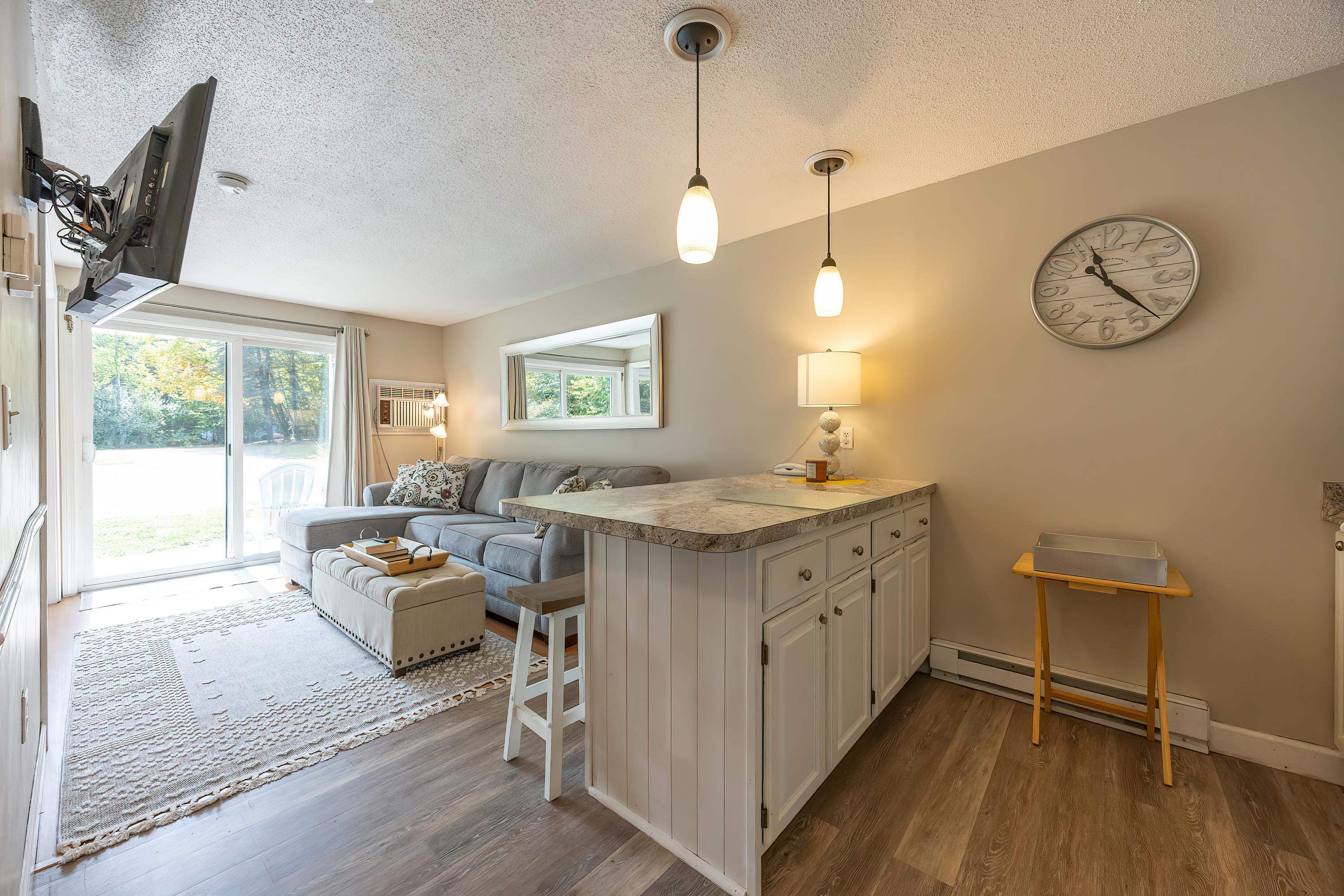 118 Weirs Rd, Gilford, NH 03249